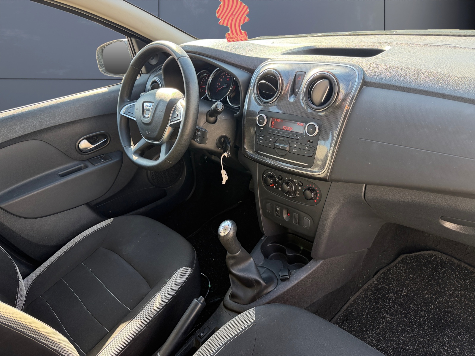 Dacia Sandero 12