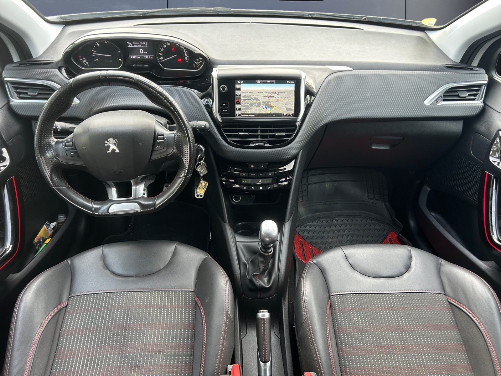 Peugeot 208 14