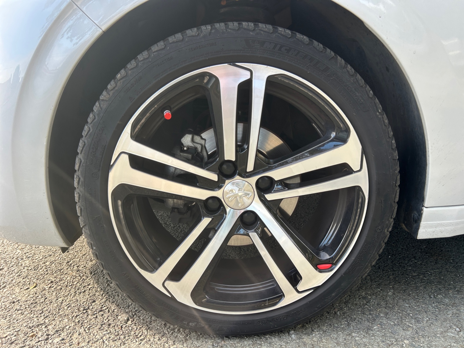 Peugeot 208 25