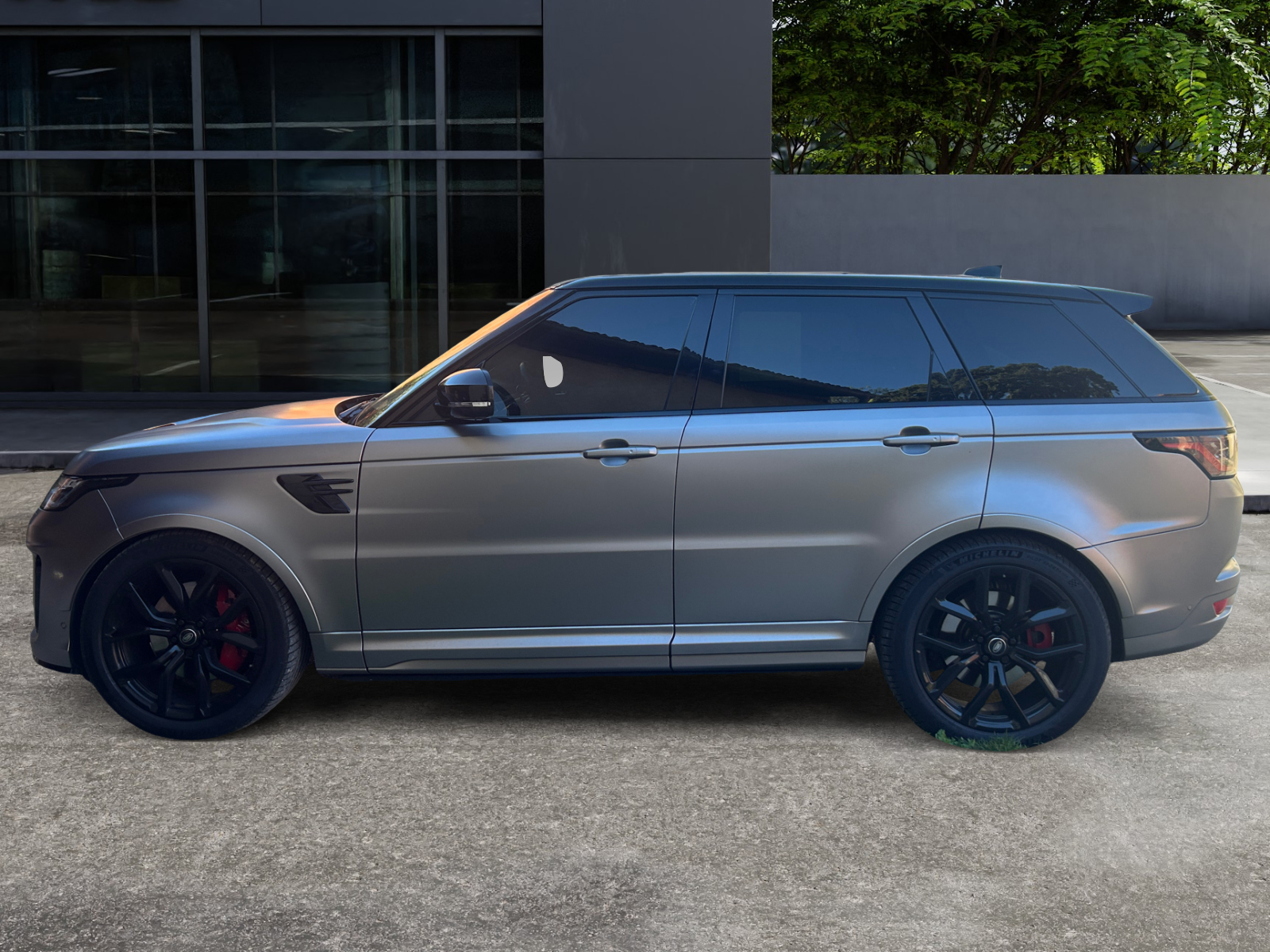 Land Rover Range Rover Sport 1