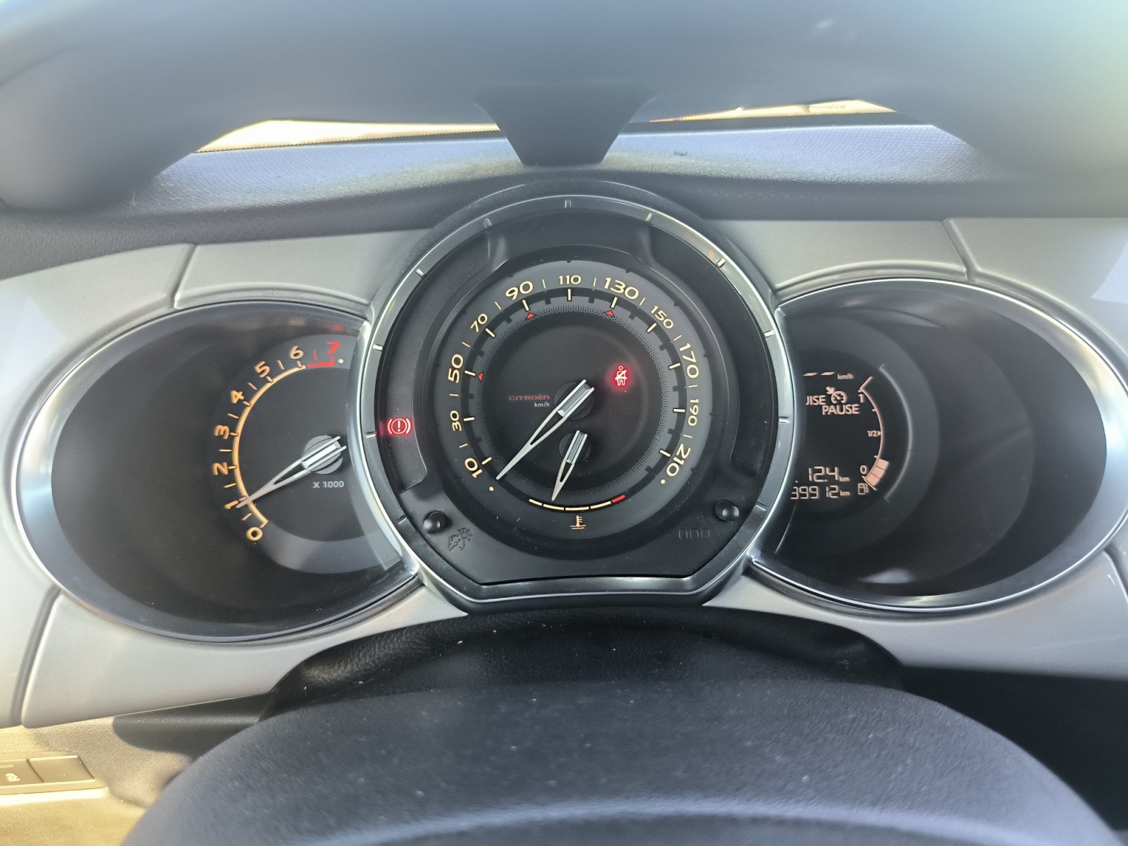 Ds Automobiles Ds3 16