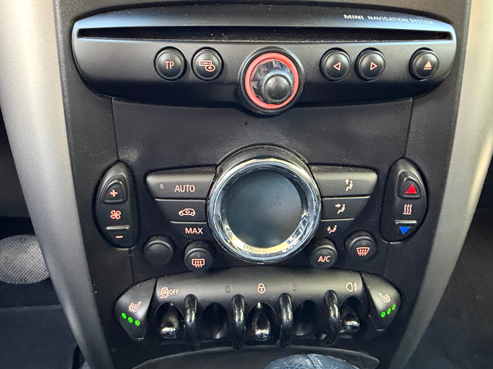 Mini Countryman 18