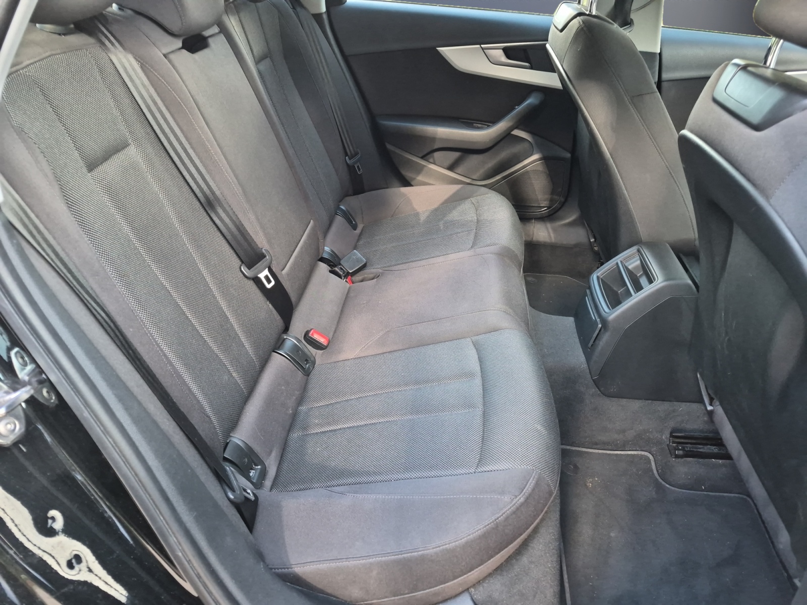 Audi A4 11