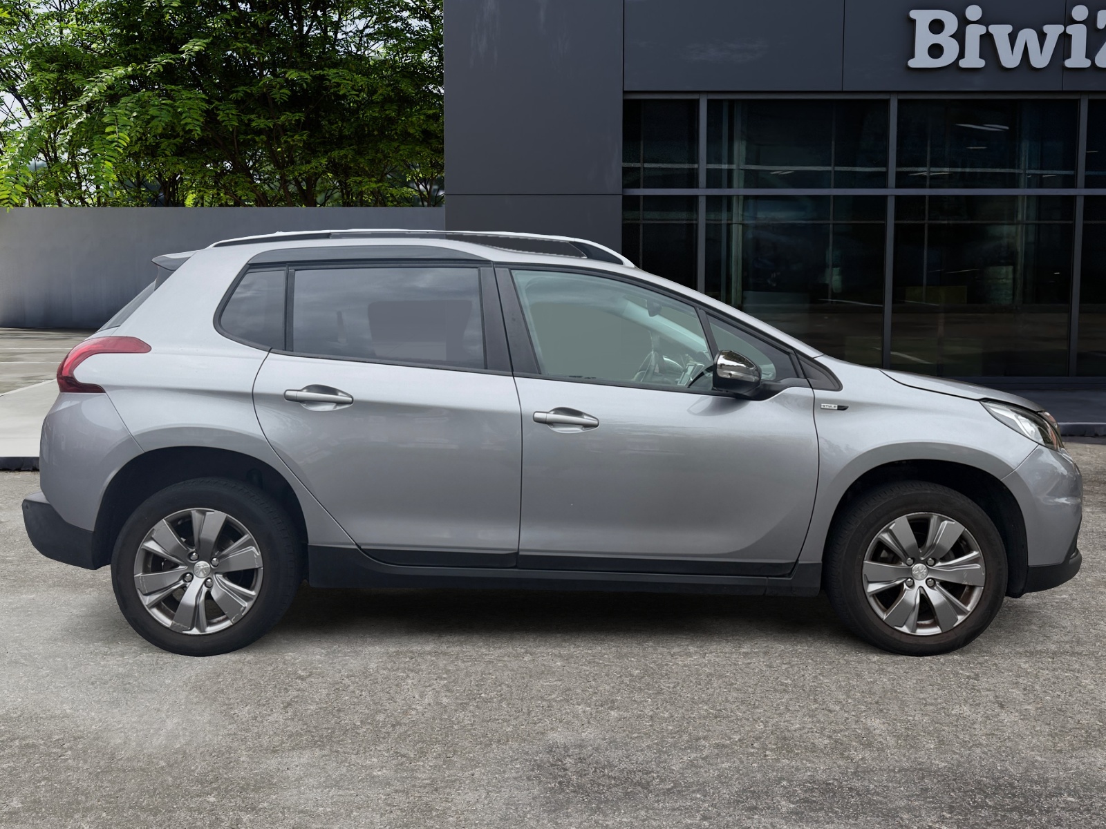 Peugeot 2008 5