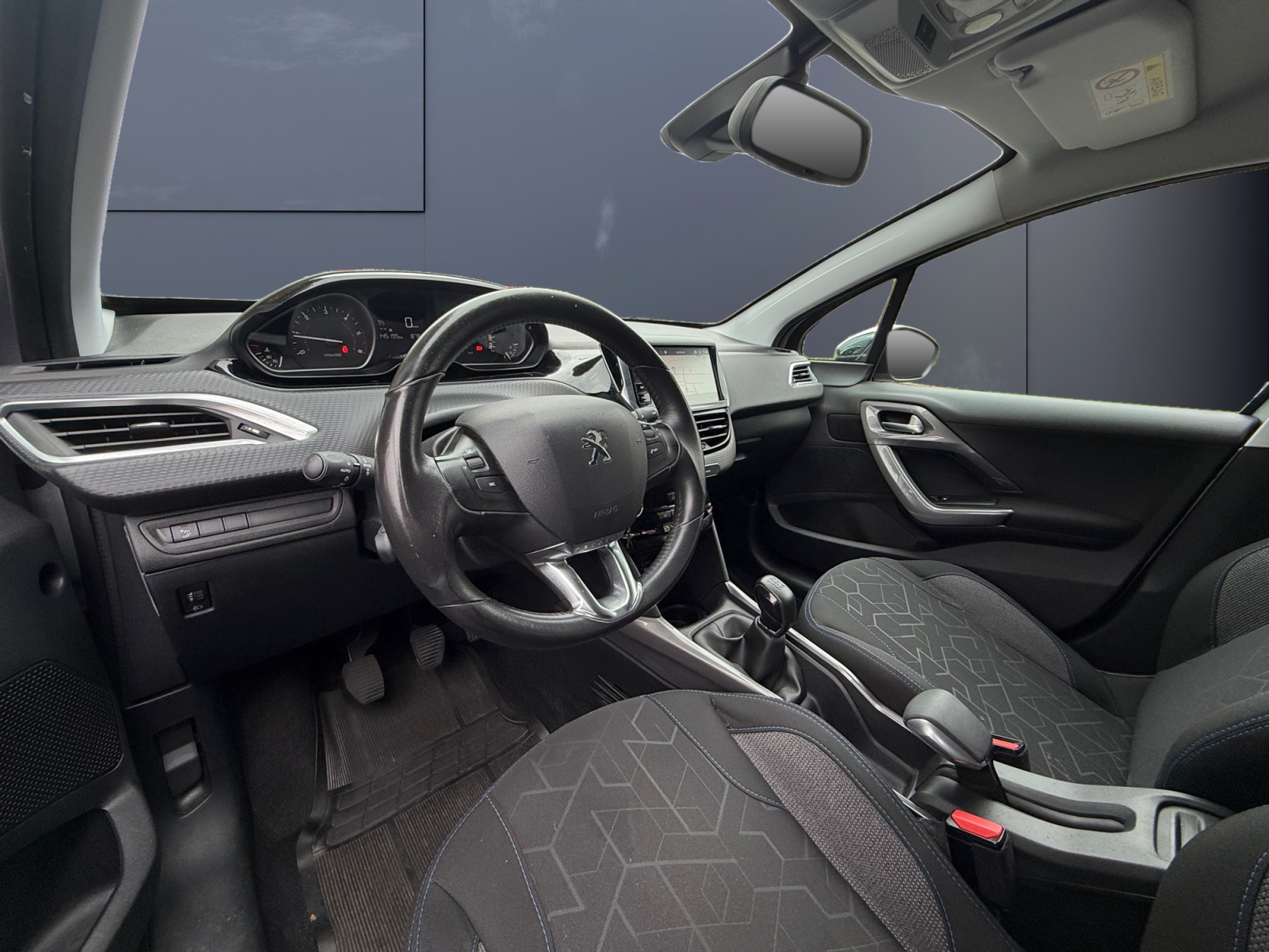 Peugeot 2008 8