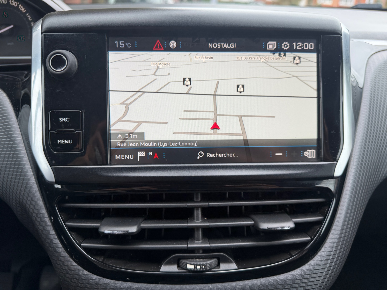 Peugeot 2008 23