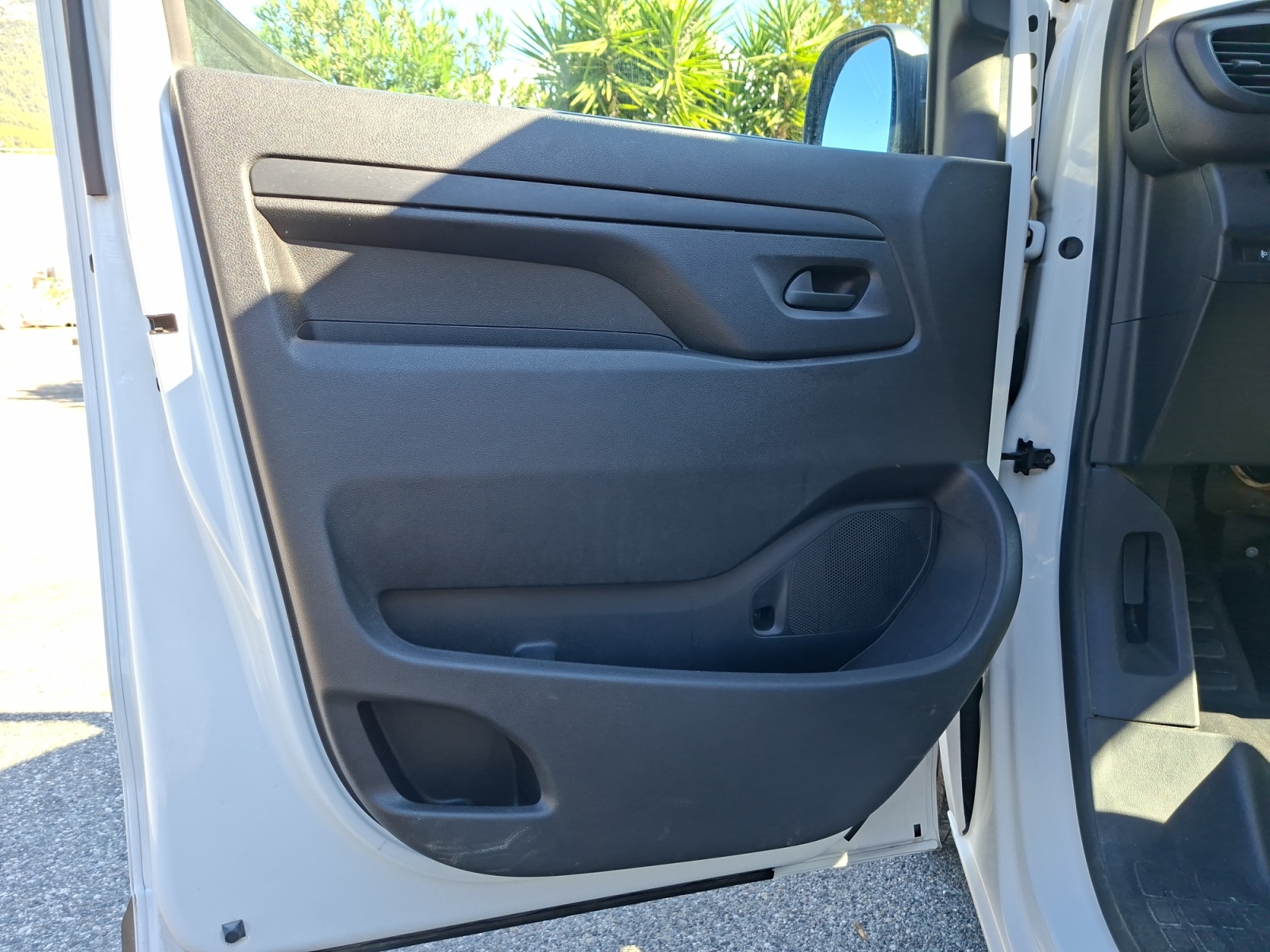 Peugeot Expert Vu 23