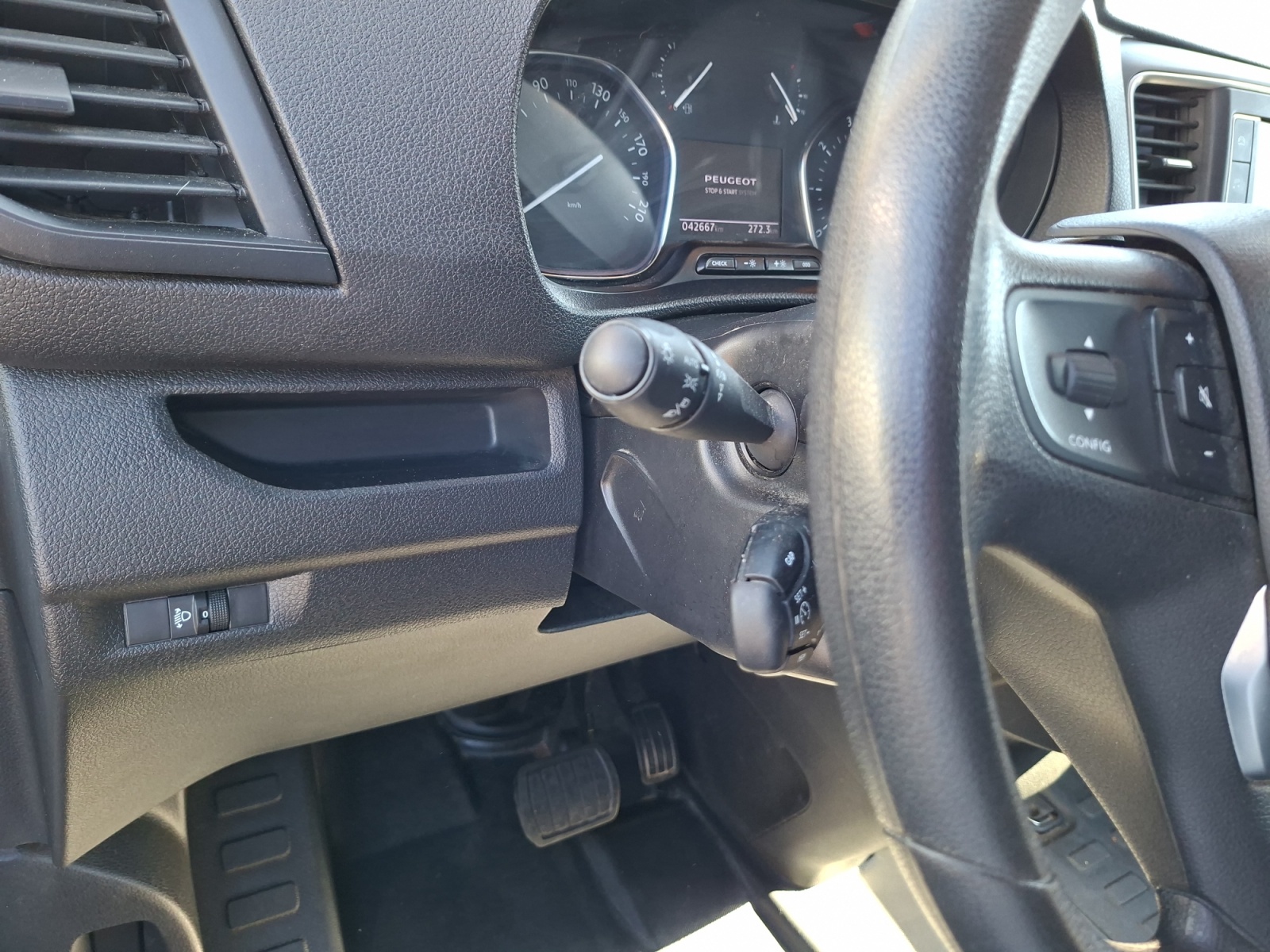Peugeot Expert Vu 17