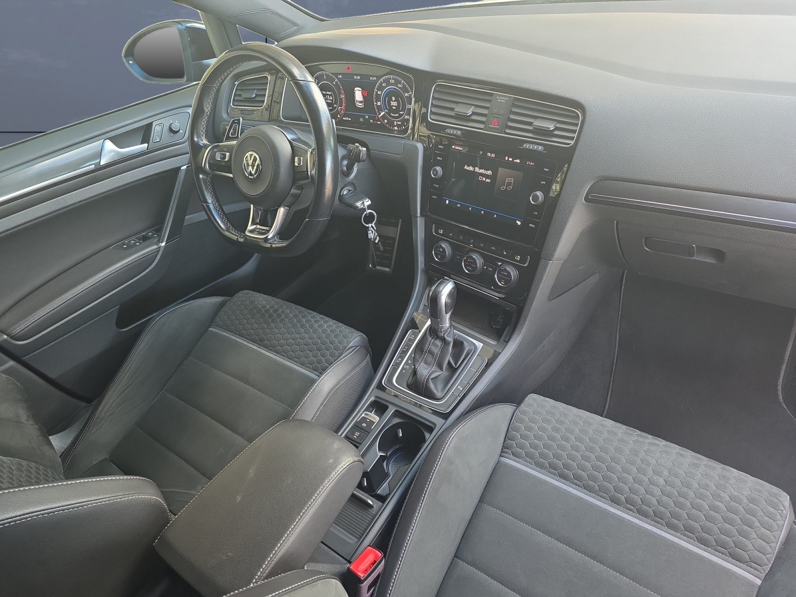Volkswagen Golf 12