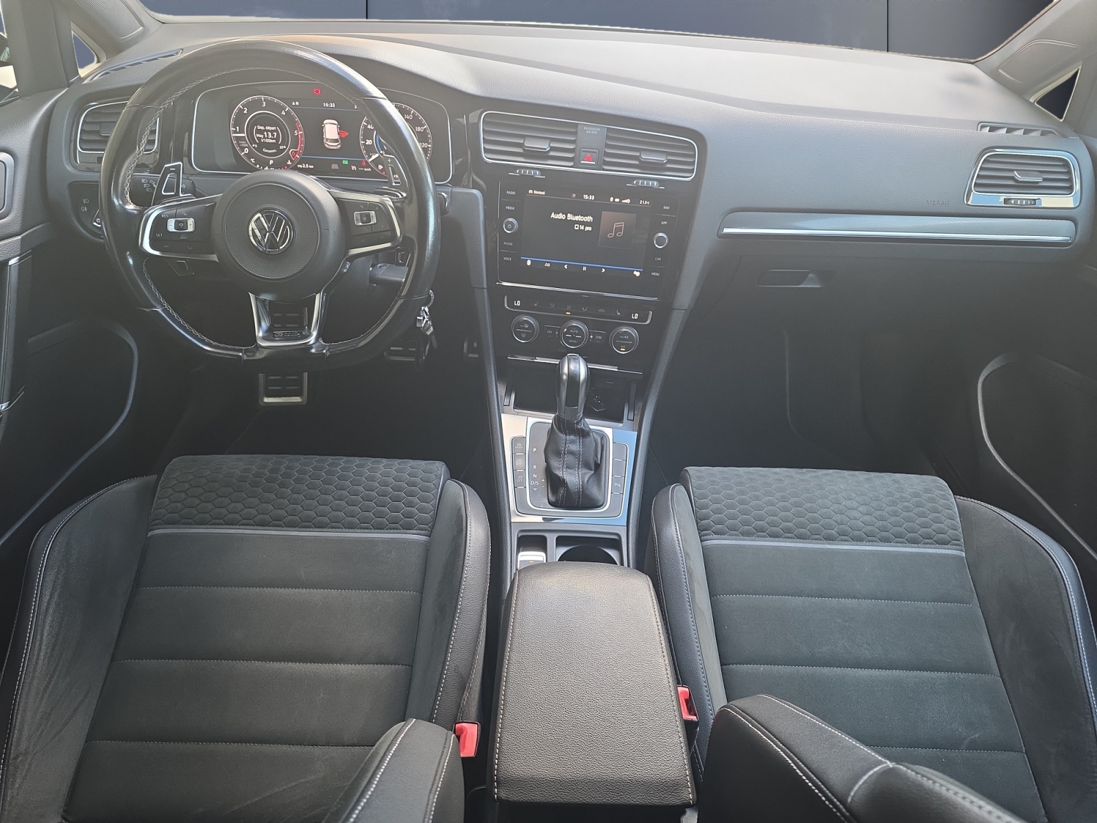Volkswagen Golf 14