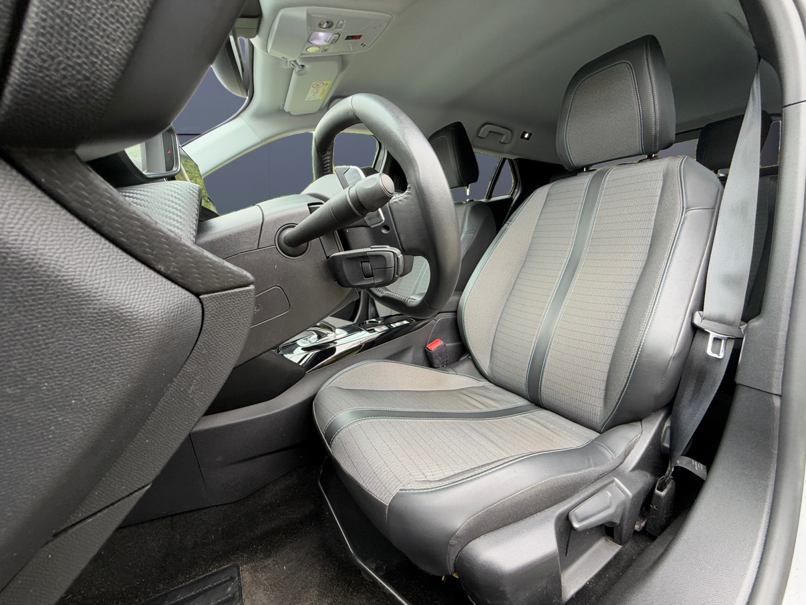 Peugeot 2008 9