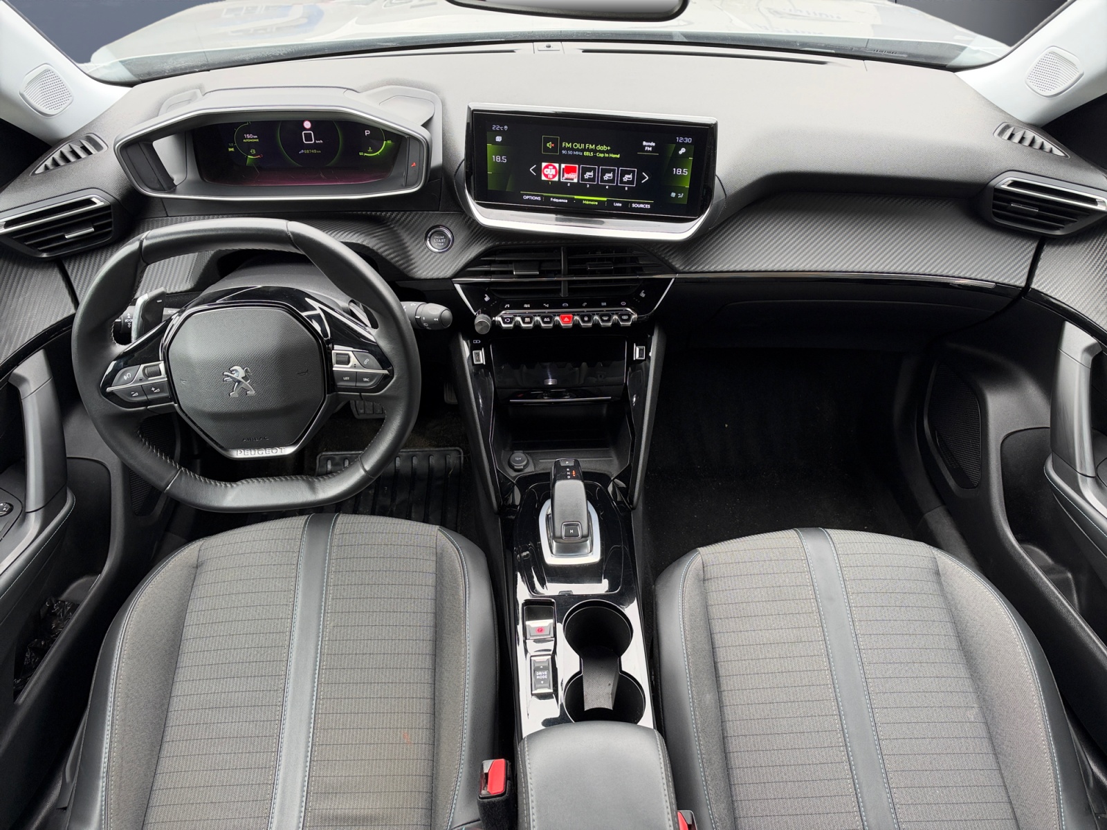 Peugeot 2008 14