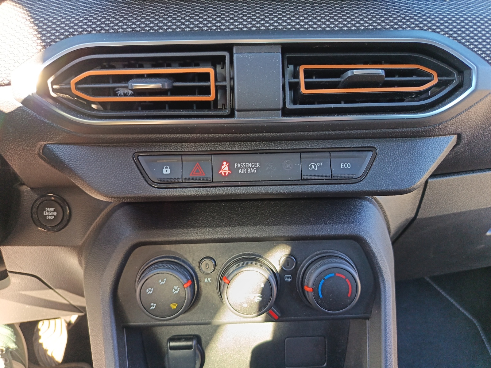 Dacia Sandero 21