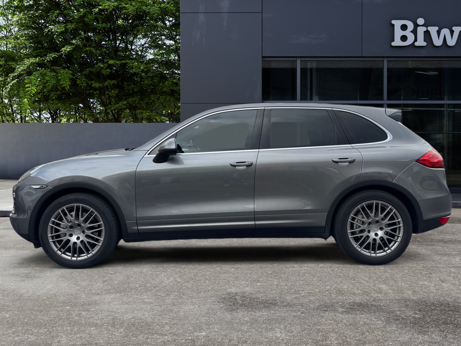 Porsche Cayenne 1