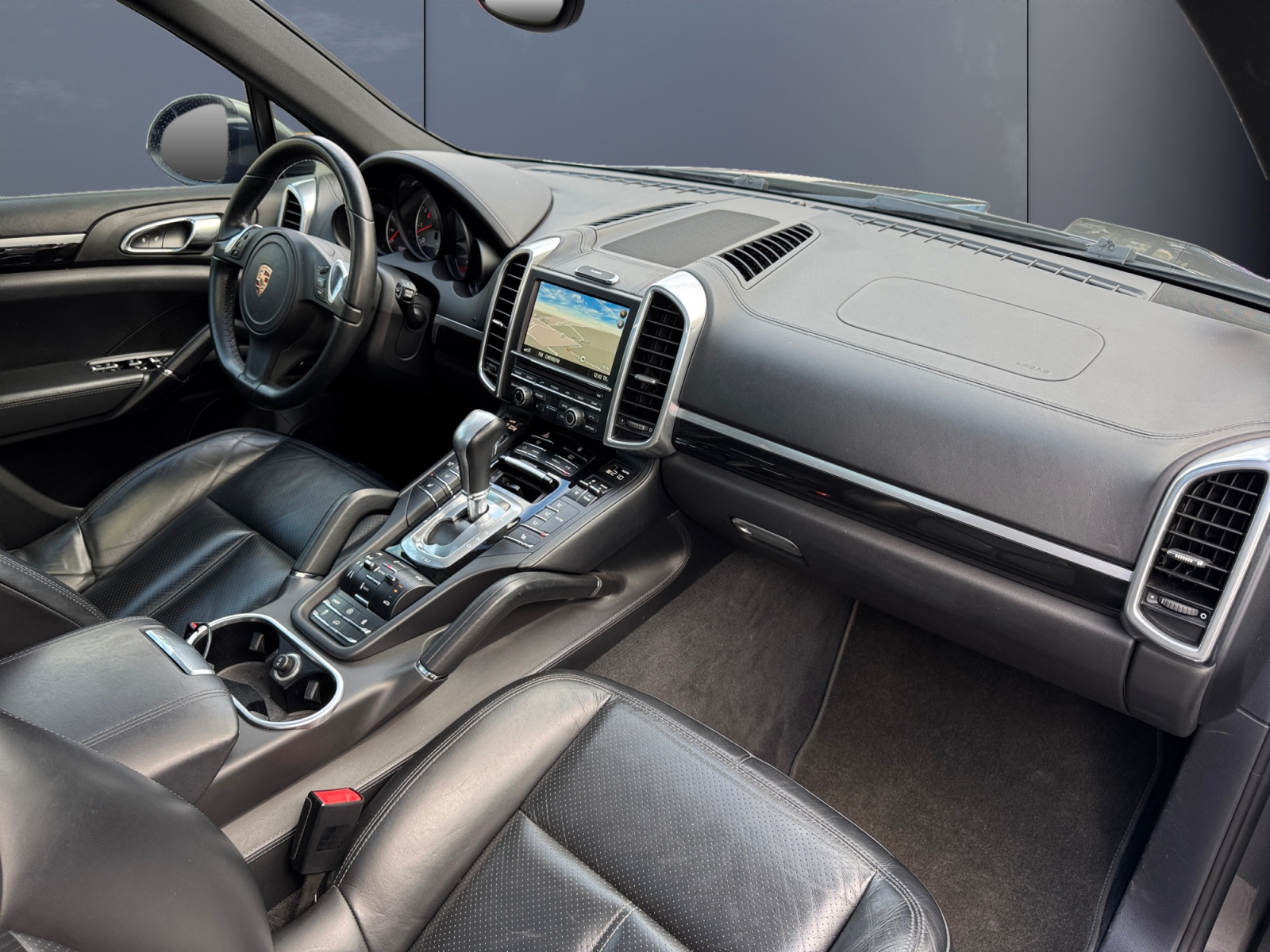Porsche Cayenne 12