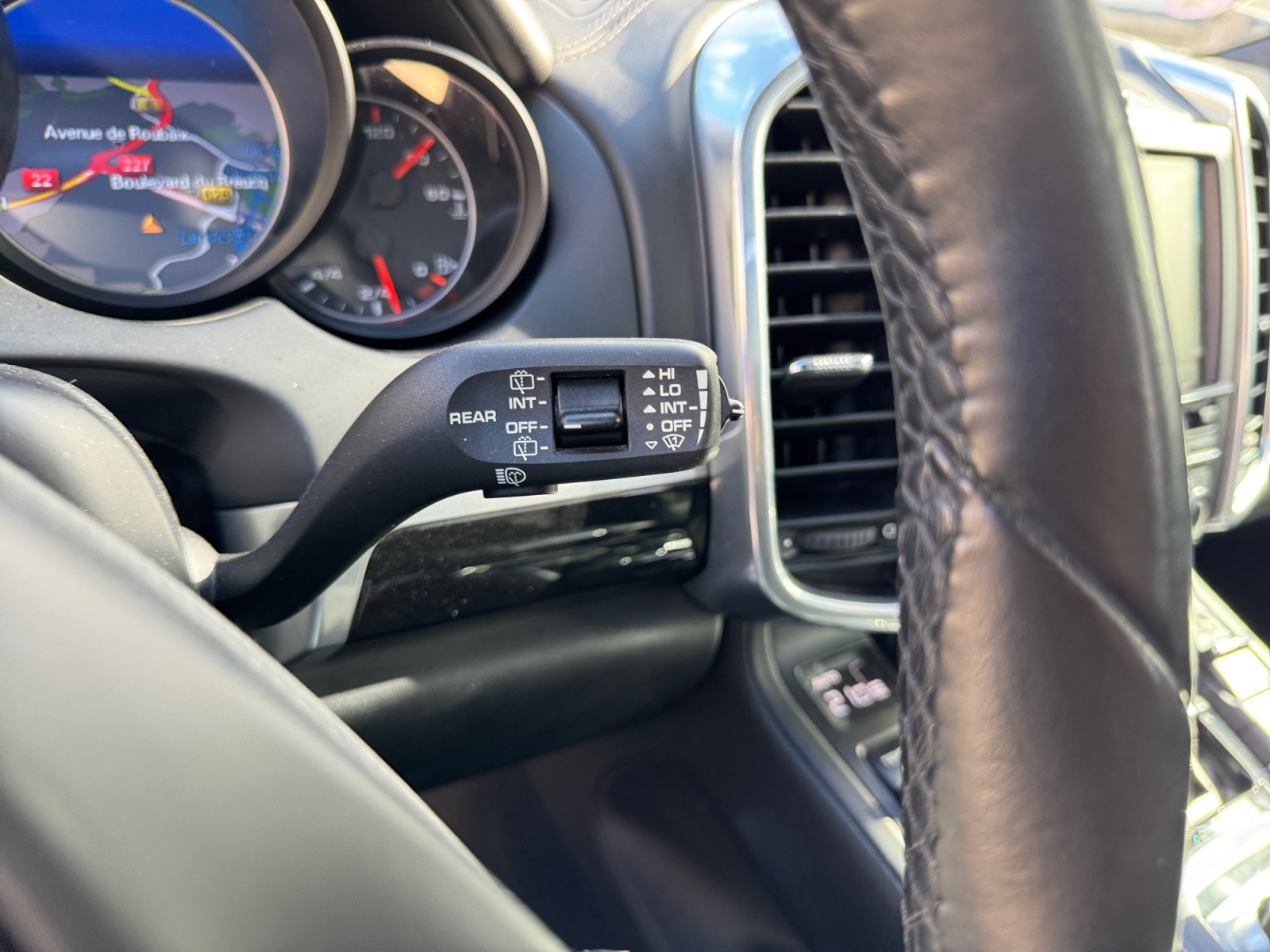 Porsche Cayenne 24
