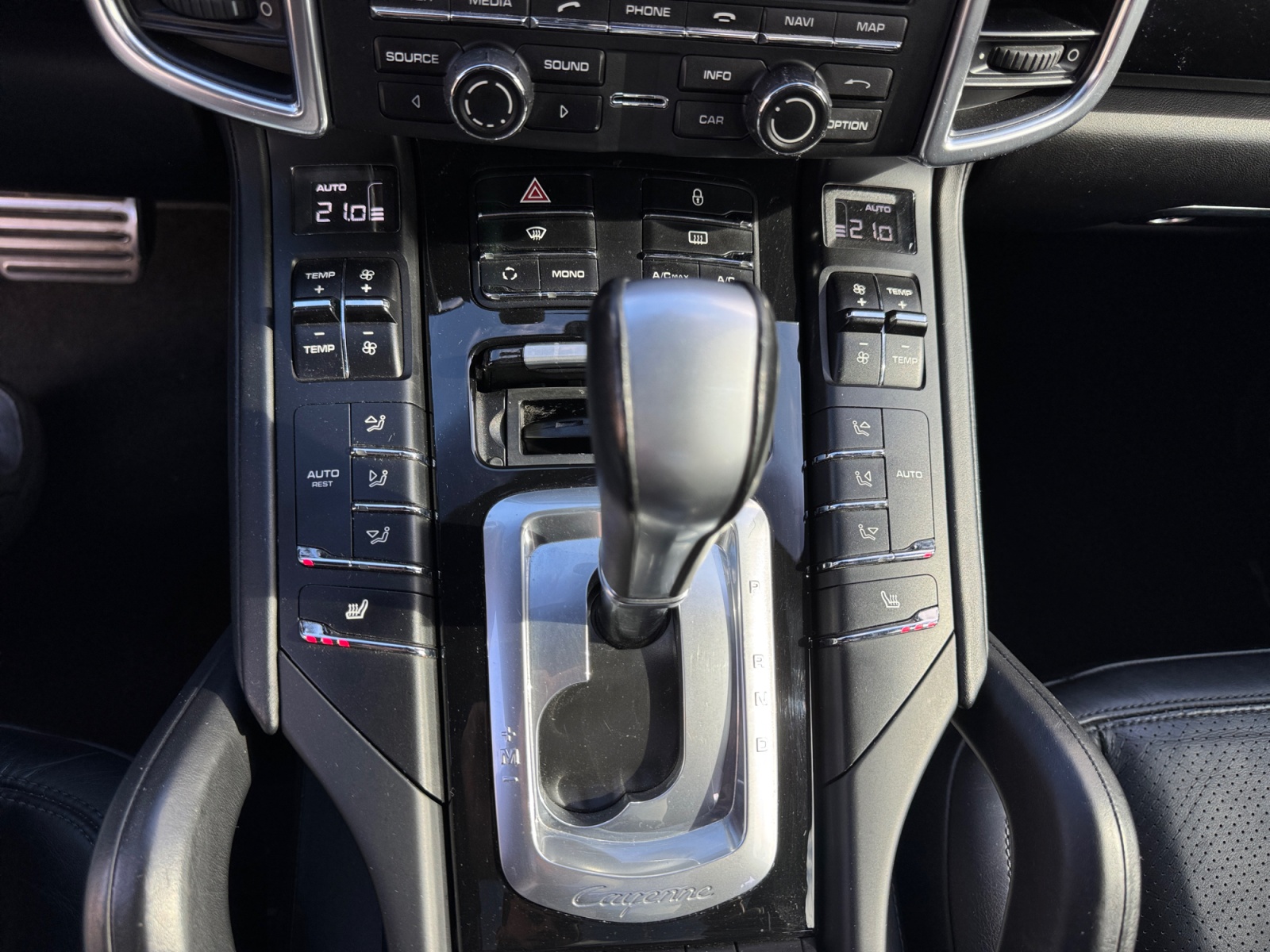 Porsche Cayenne 27