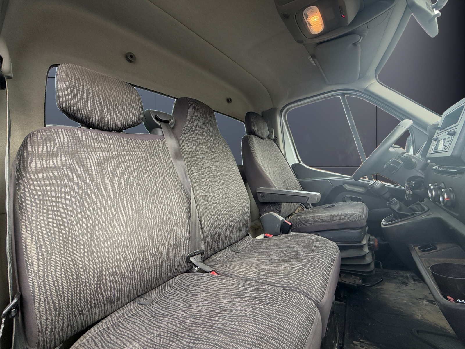 Renault Master Vu 10