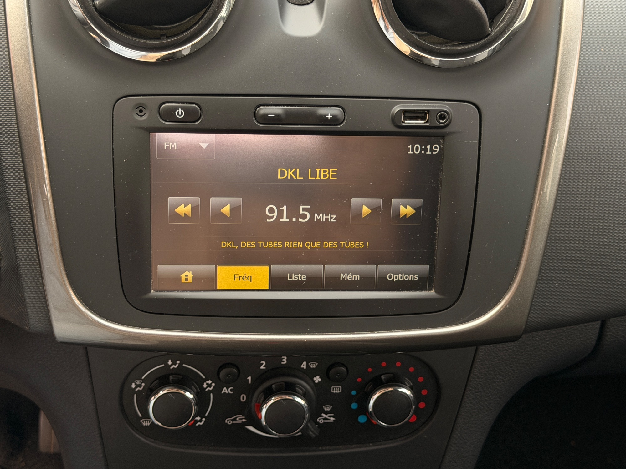 Dacia Sandero 26