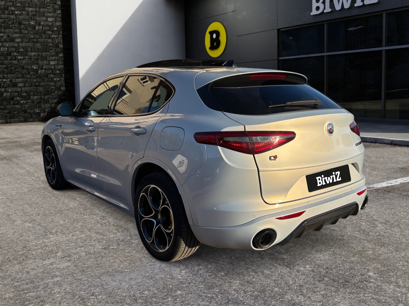 Alfa Romeo Stelvio 2