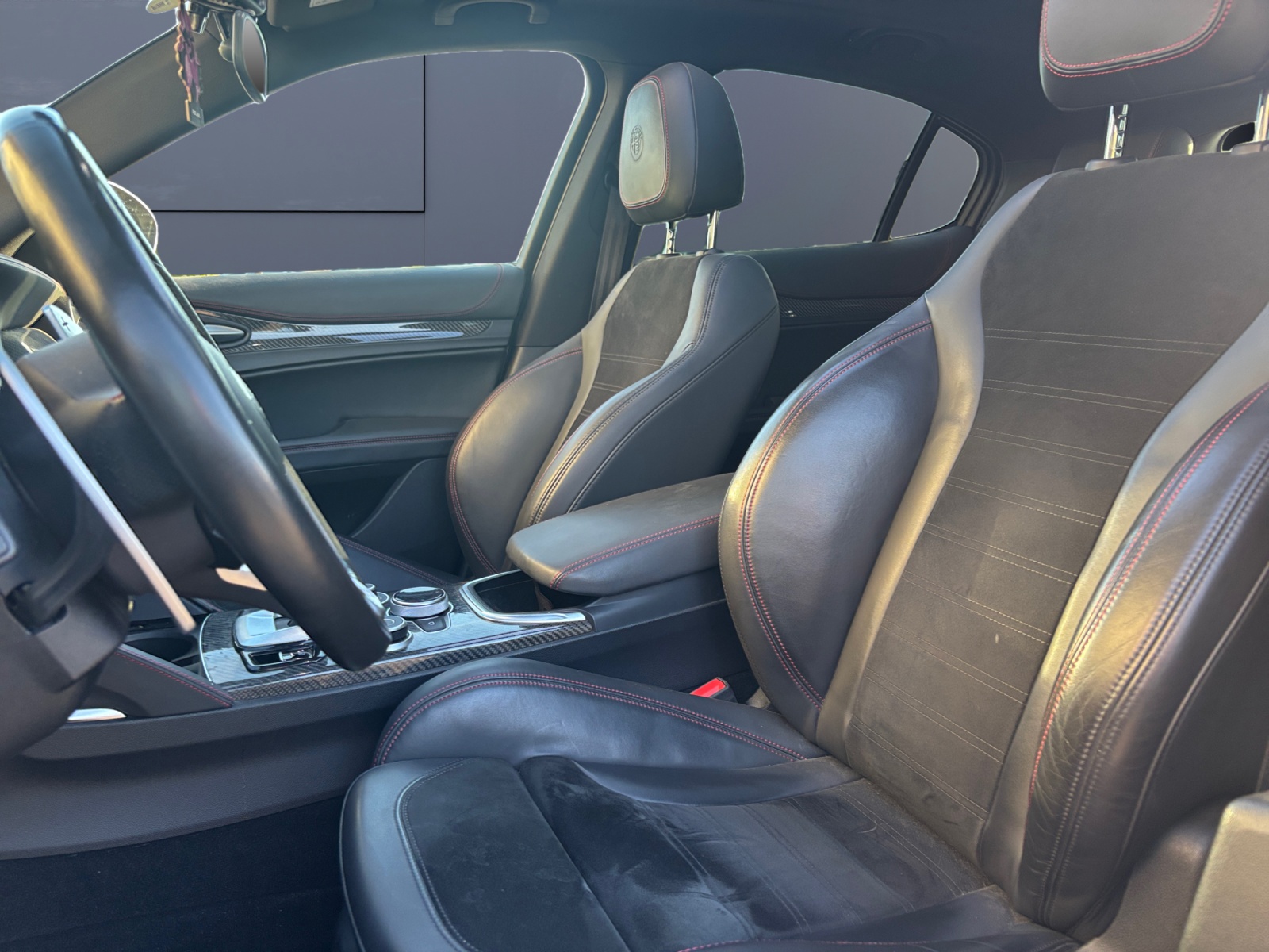 Alfa Romeo Stelvio 9