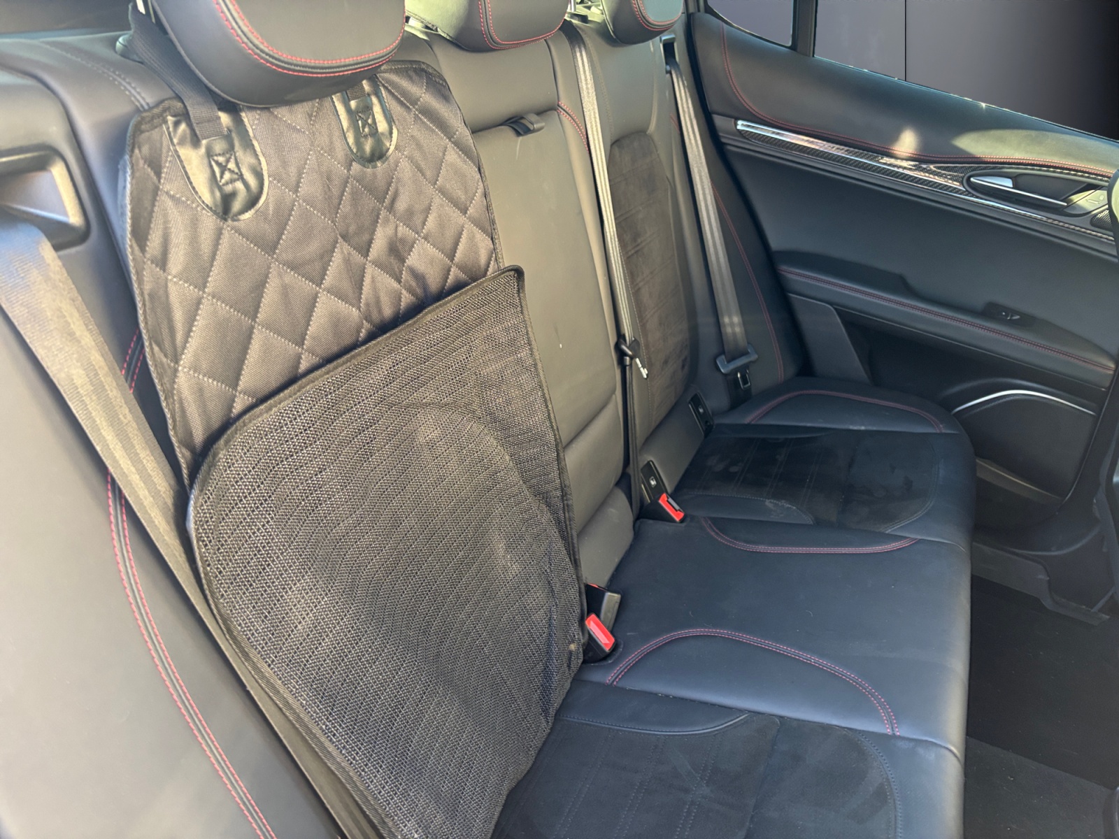 Alfa Romeo Stelvio 11