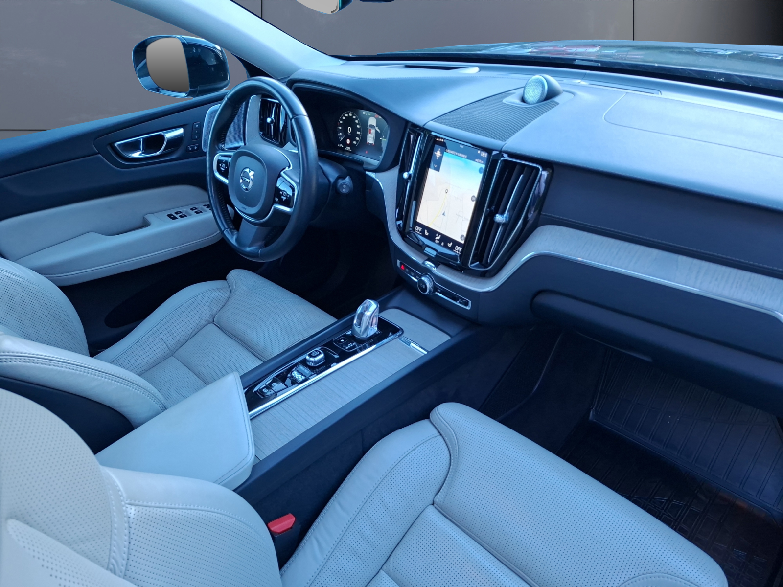 Volvo Xc60 12