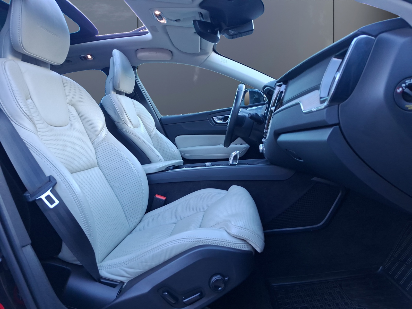 Volvo Xc60 13