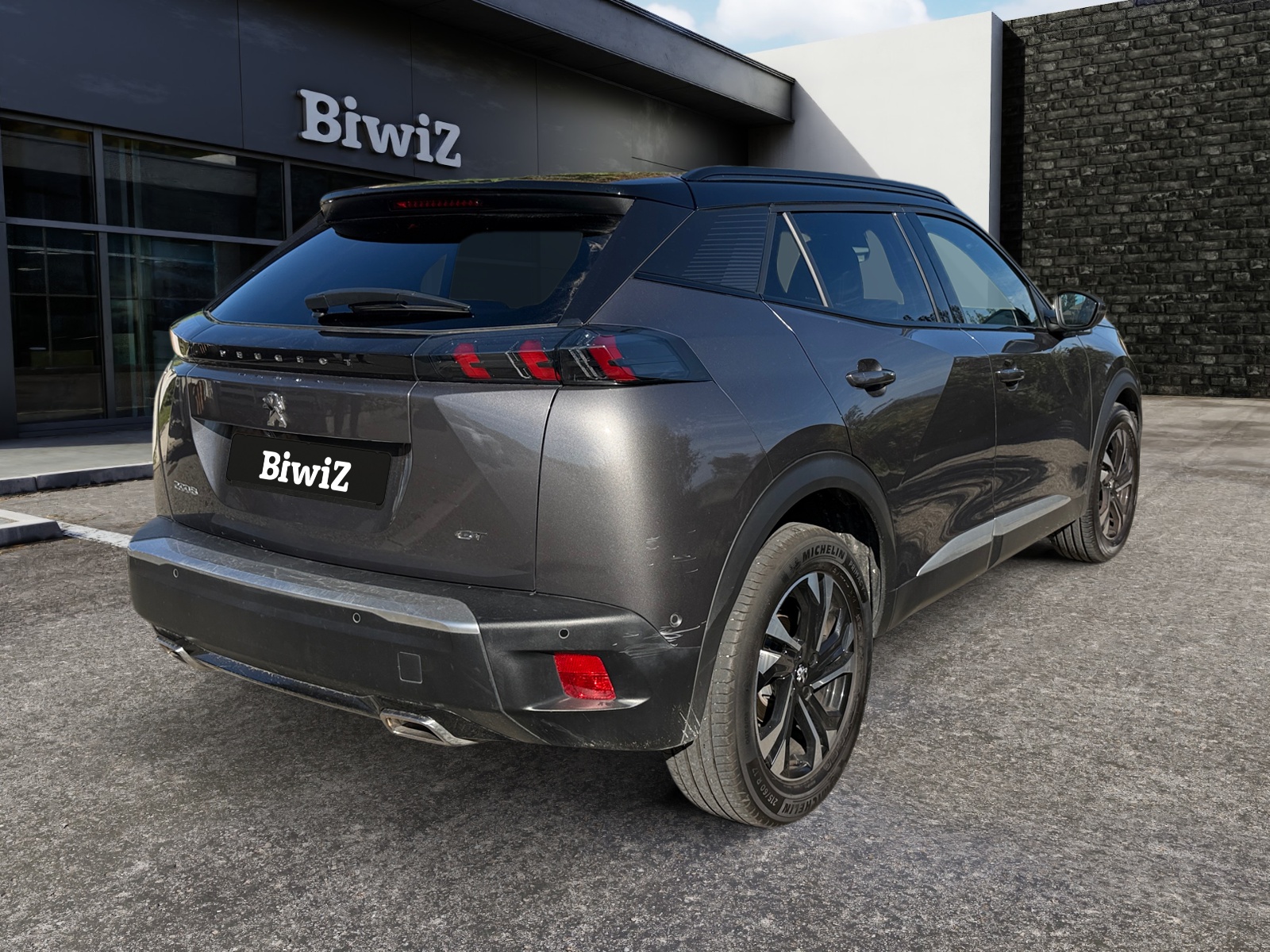 Peugeot 2008 4