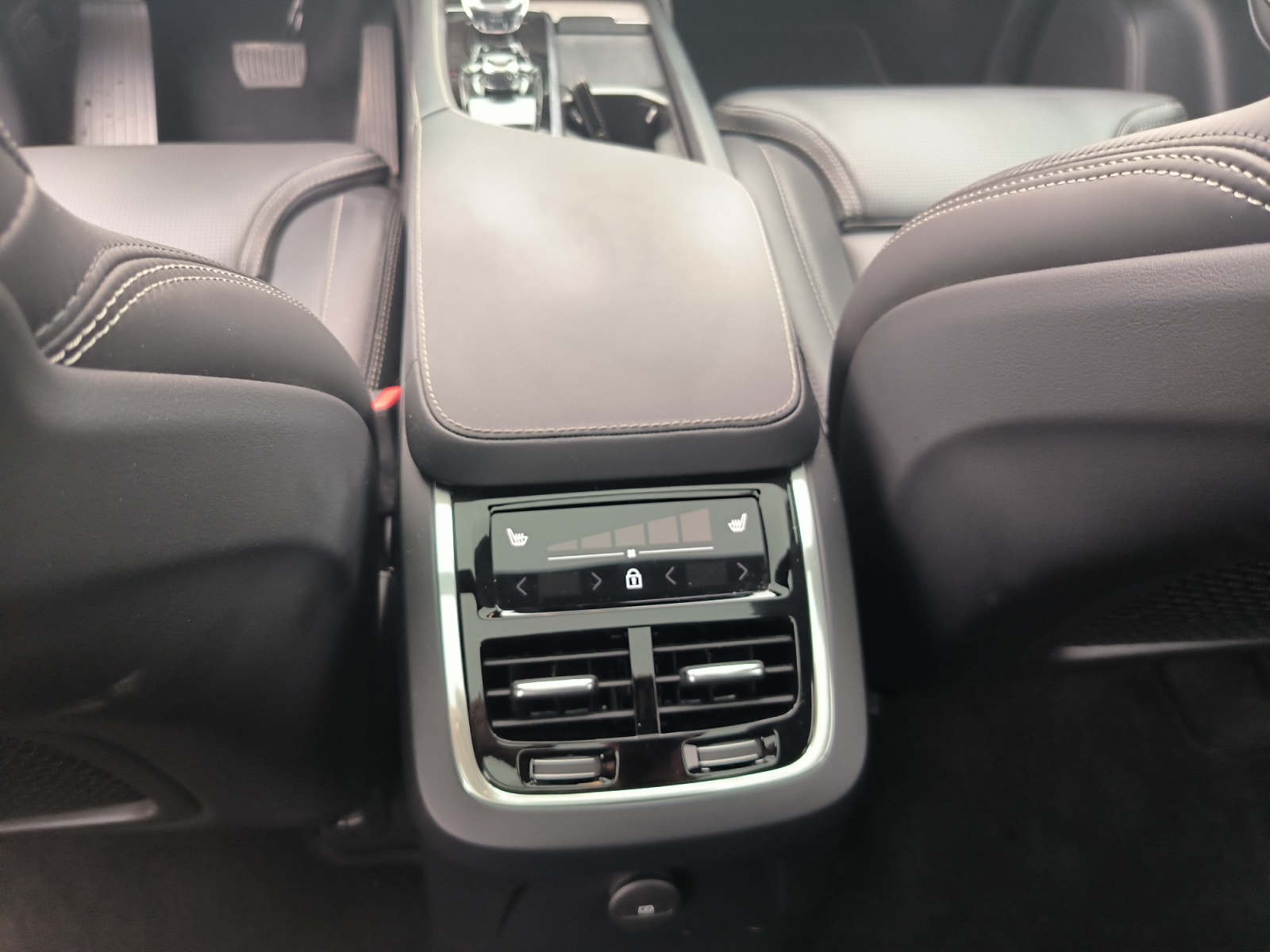 Volvo Xc90 28