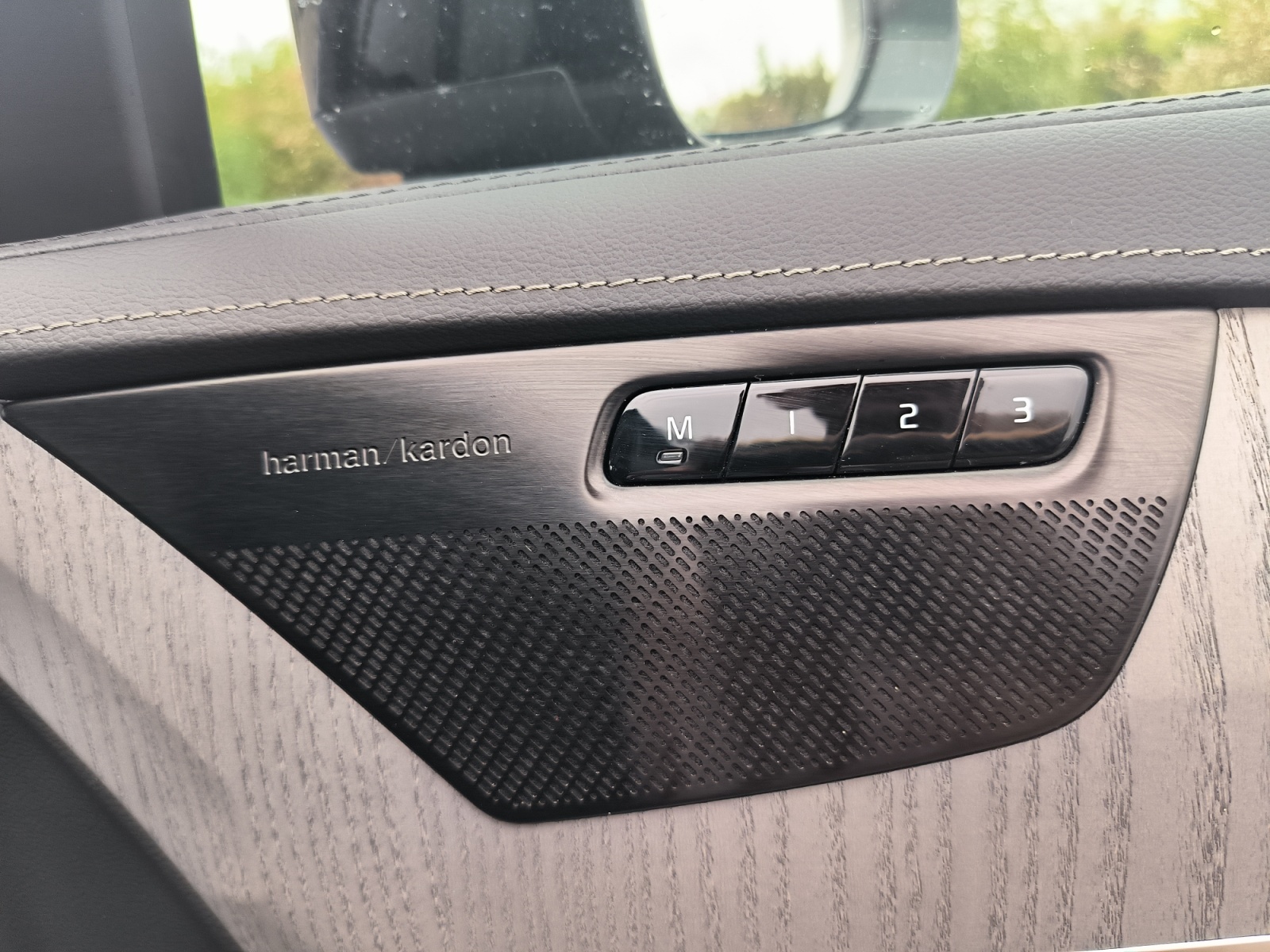 Volvo Xc90 36
