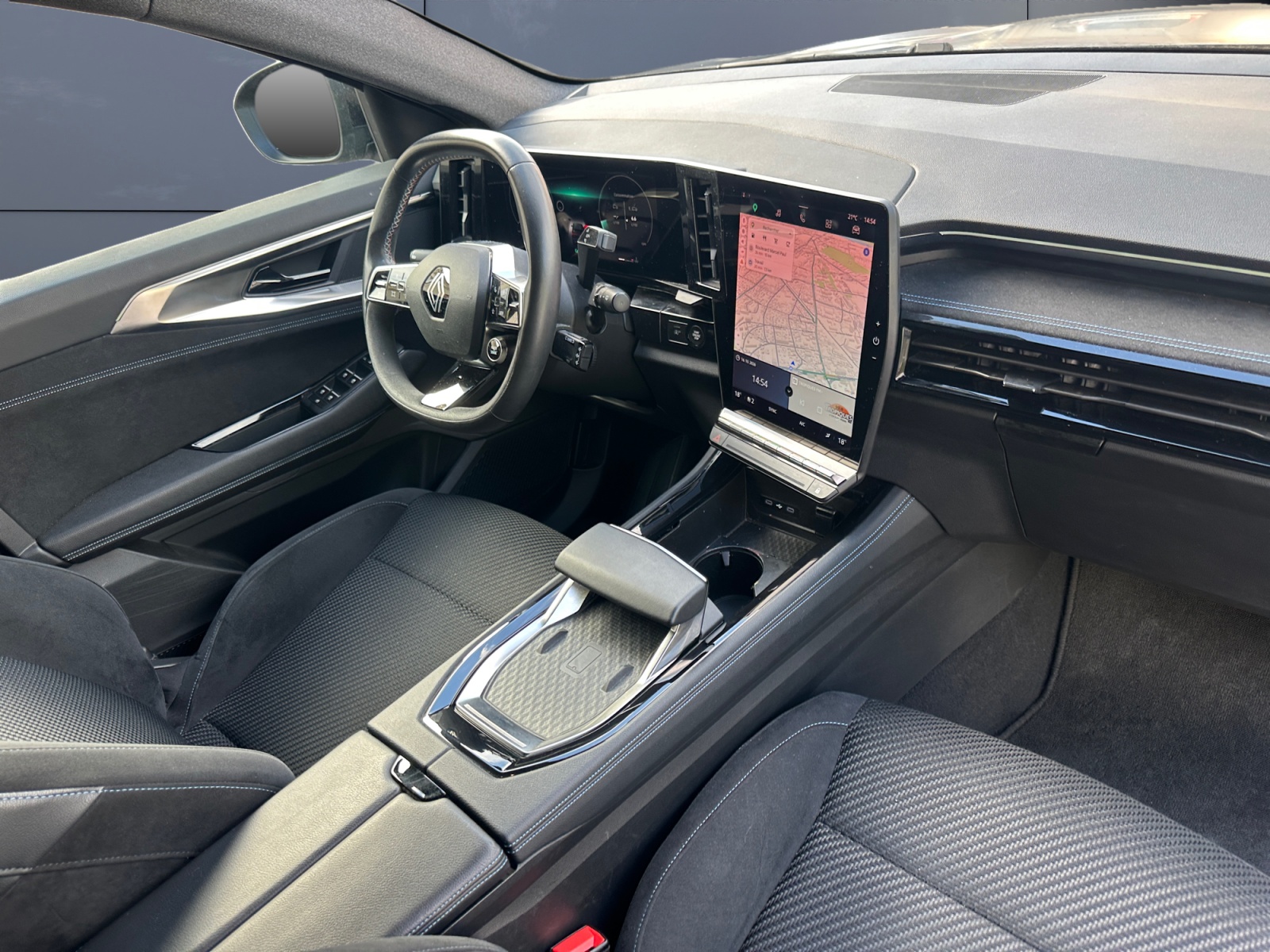 Renault Austral 12