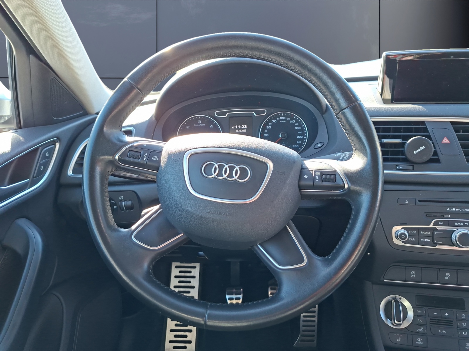 Audi Q3 15