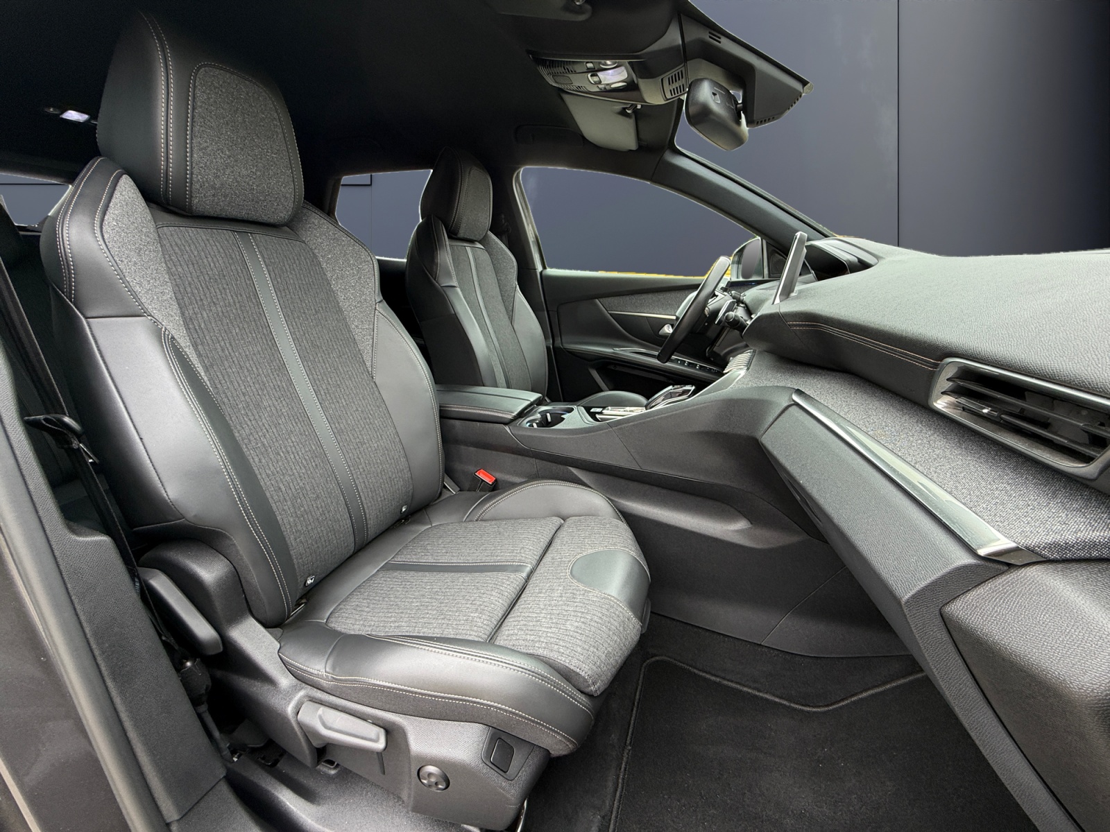 Peugeot 3008 13