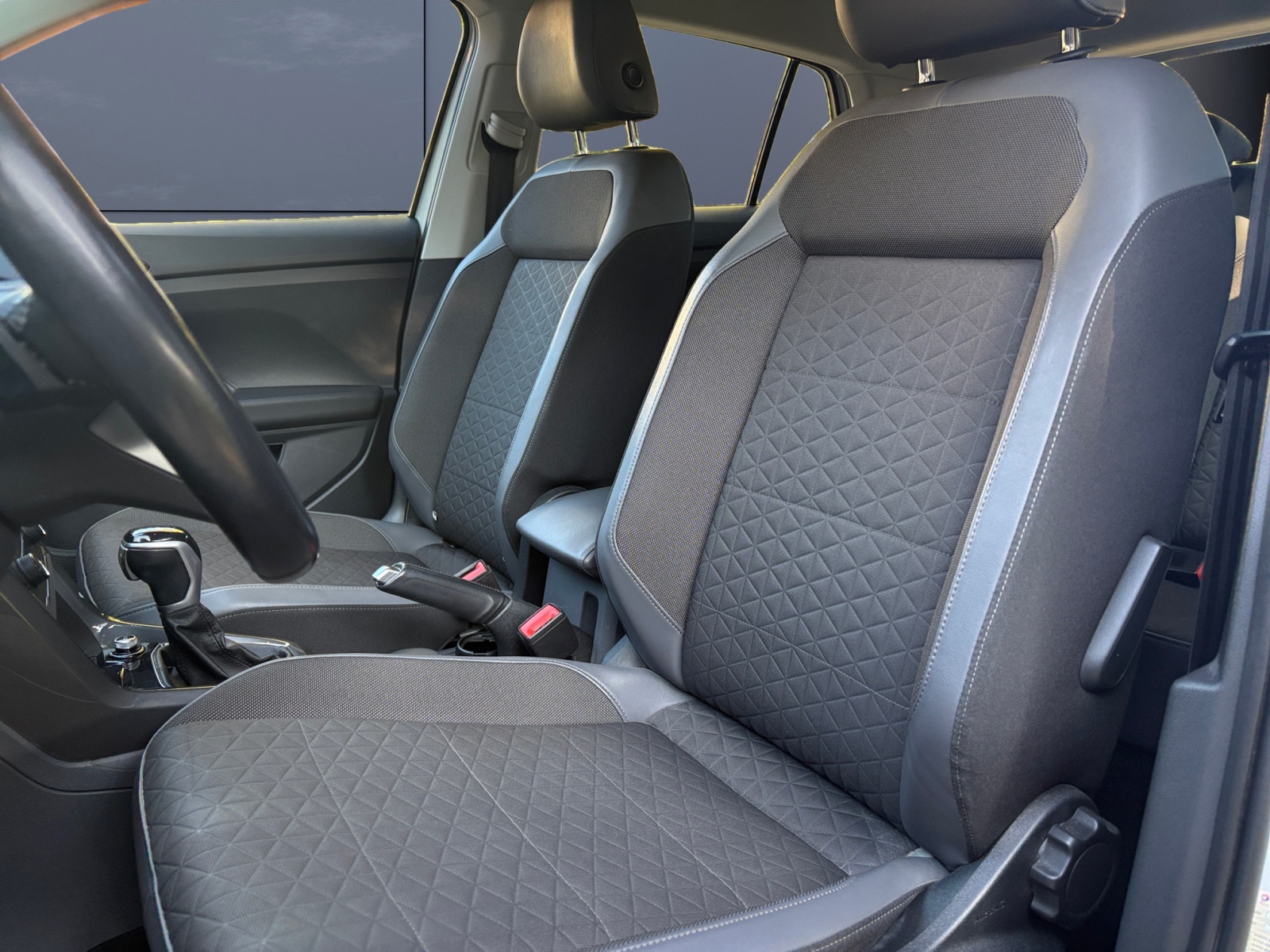 Volkswagen T-Cross 9
