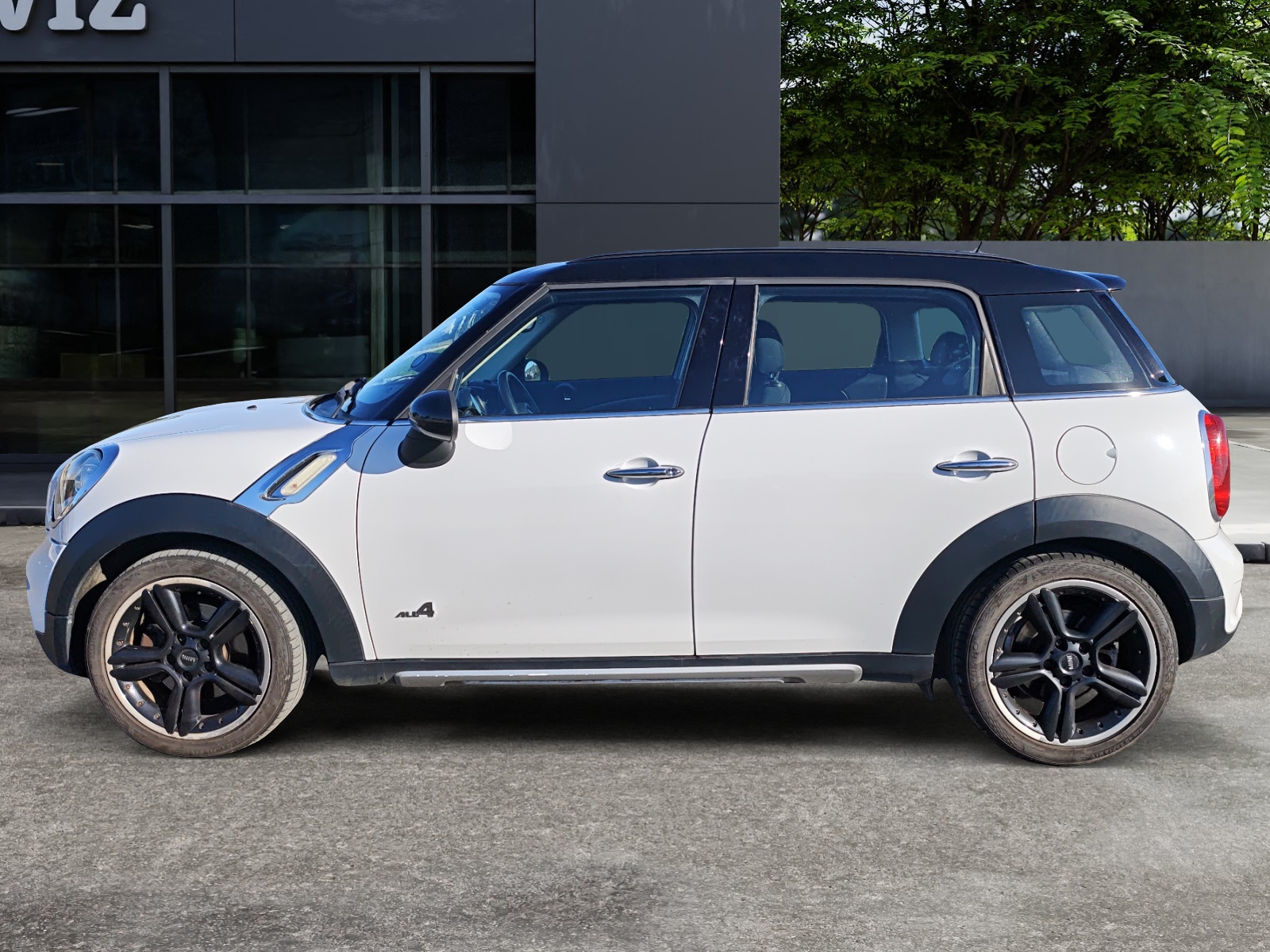 Mini Countryman 1
