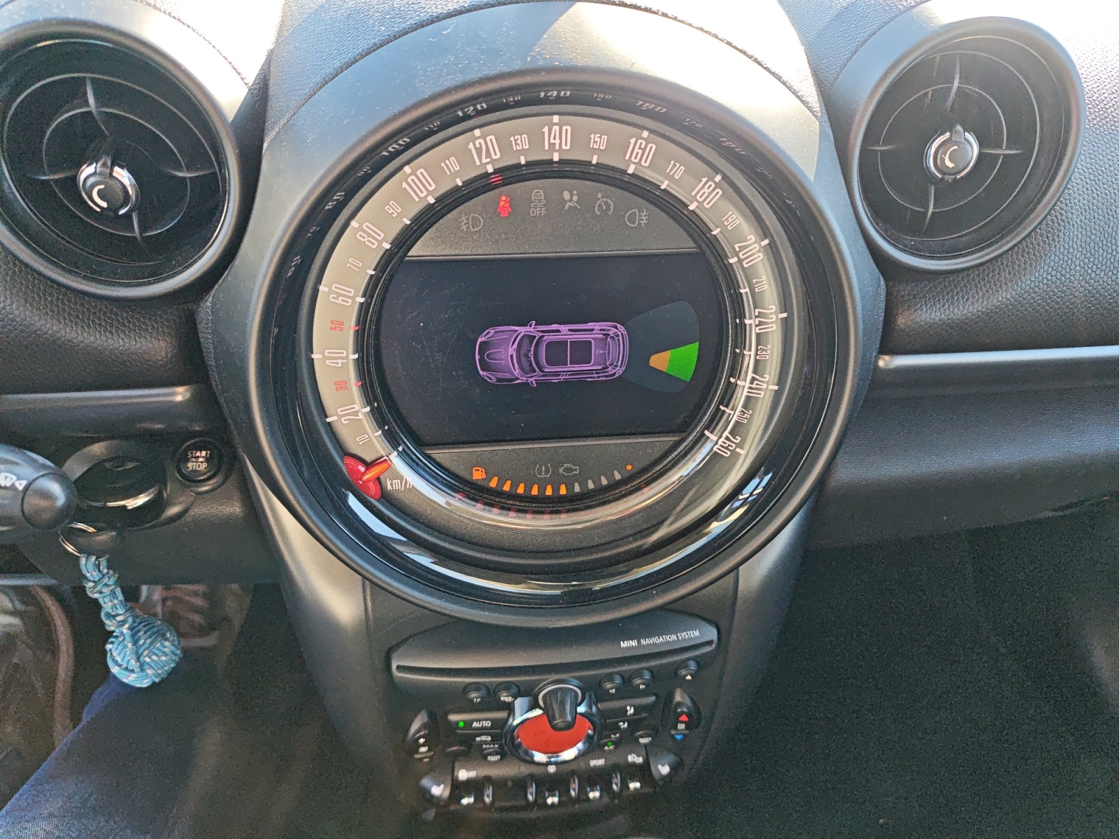 Mini Countryman 24