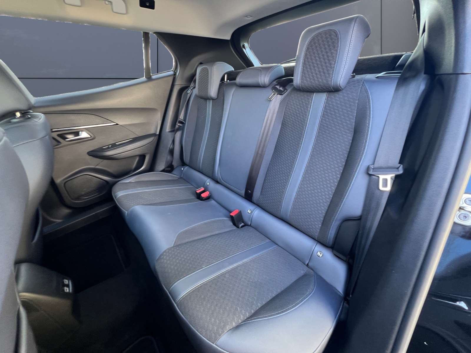 Peugeot 2008 10