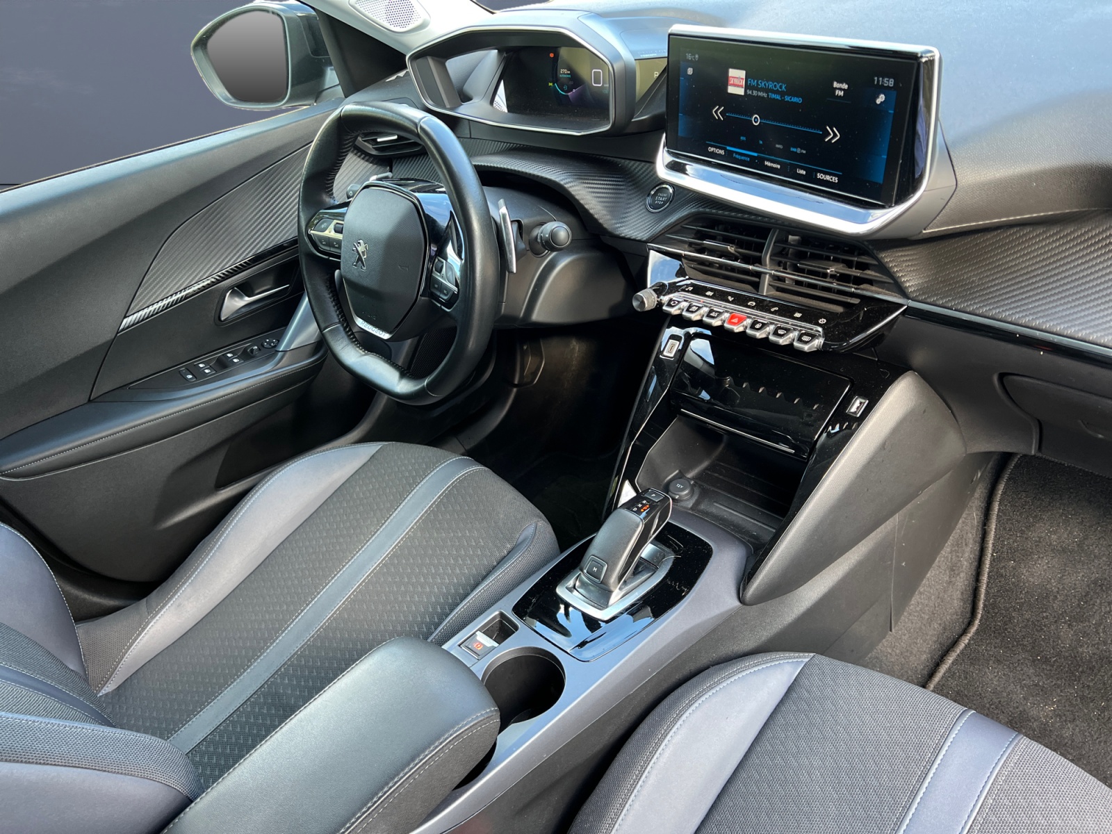 Peugeot 2008 12