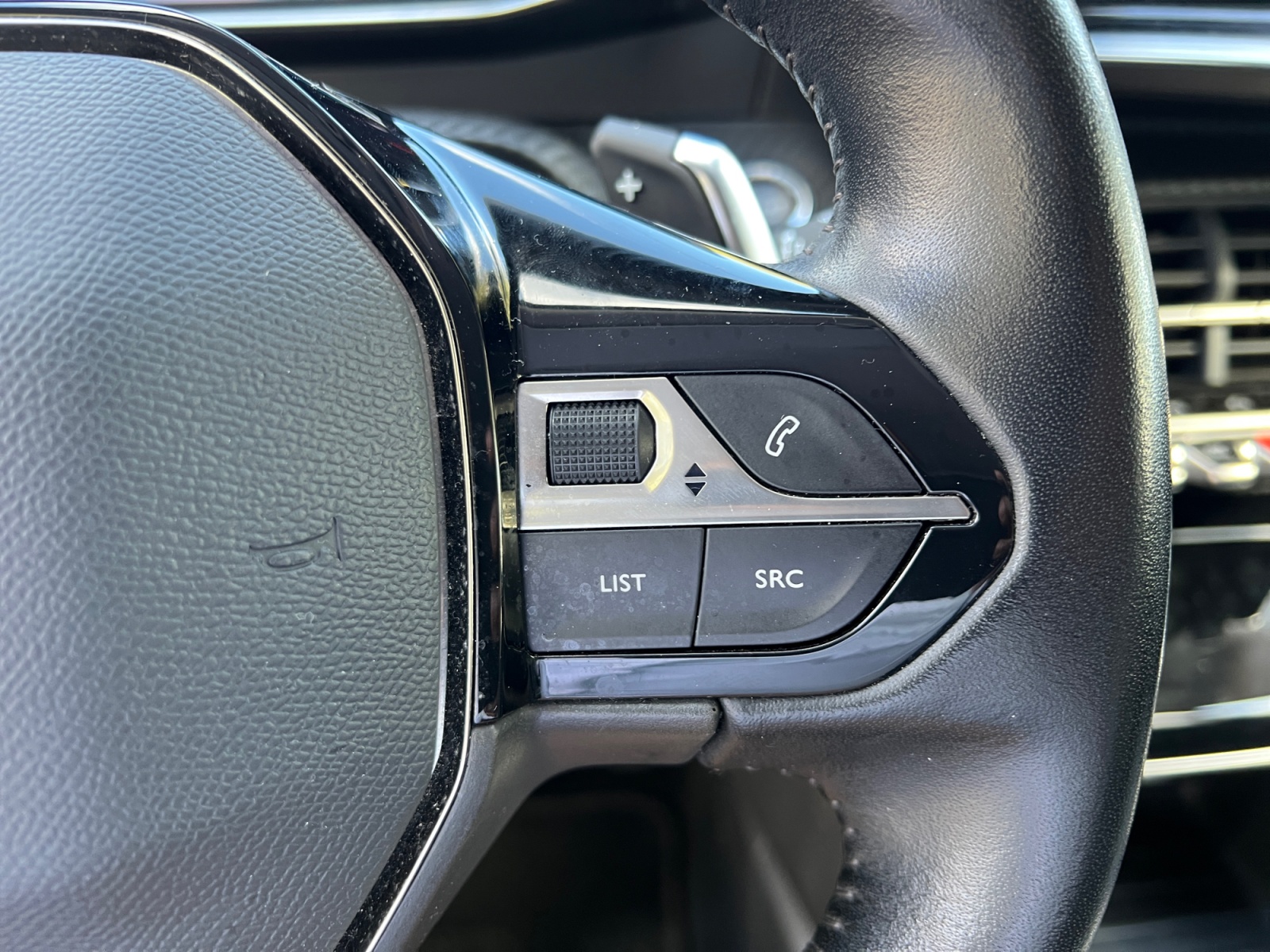 Peugeot 2008 21
