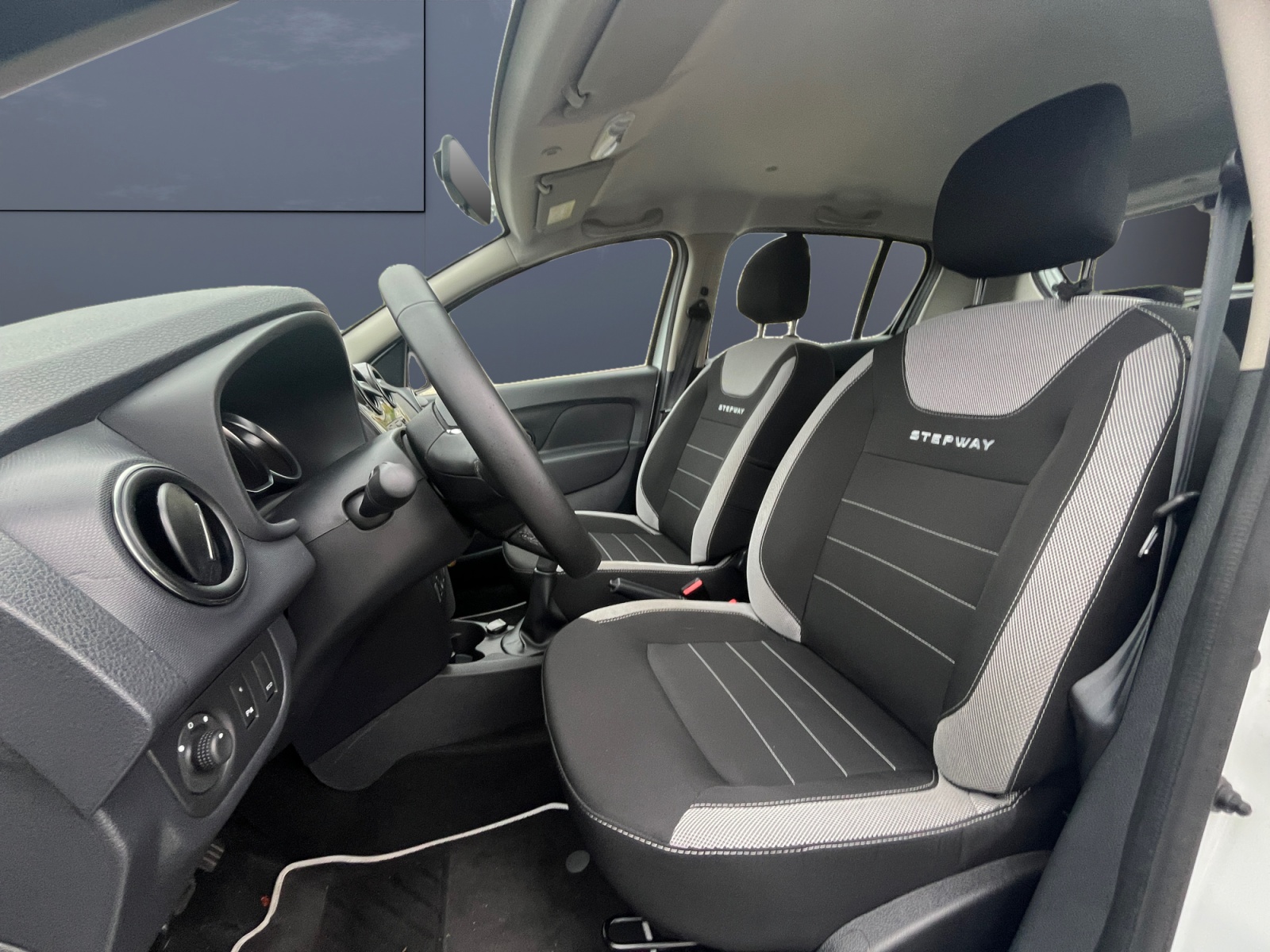 Dacia Sandero 9