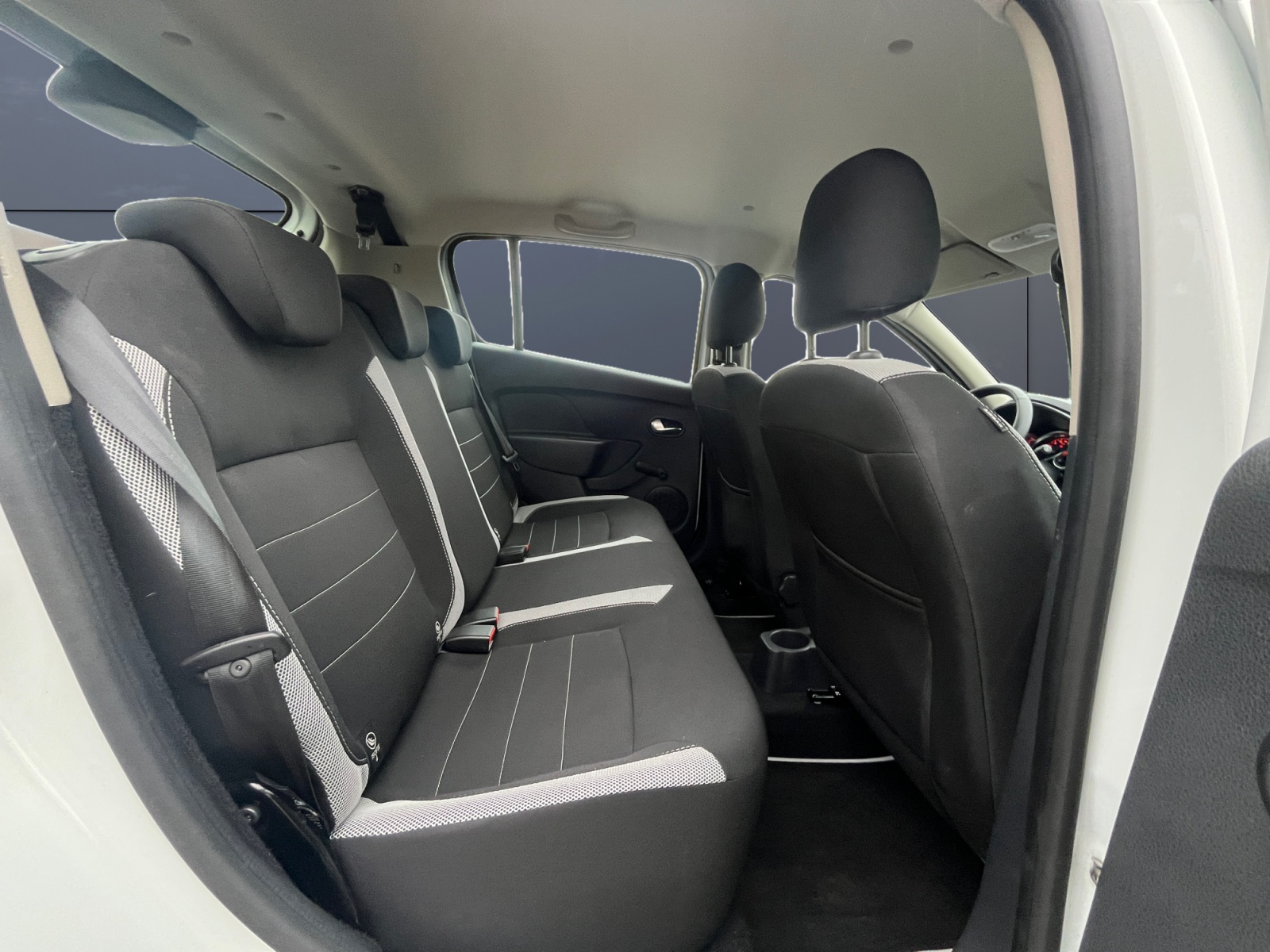 Dacia Sandero 12