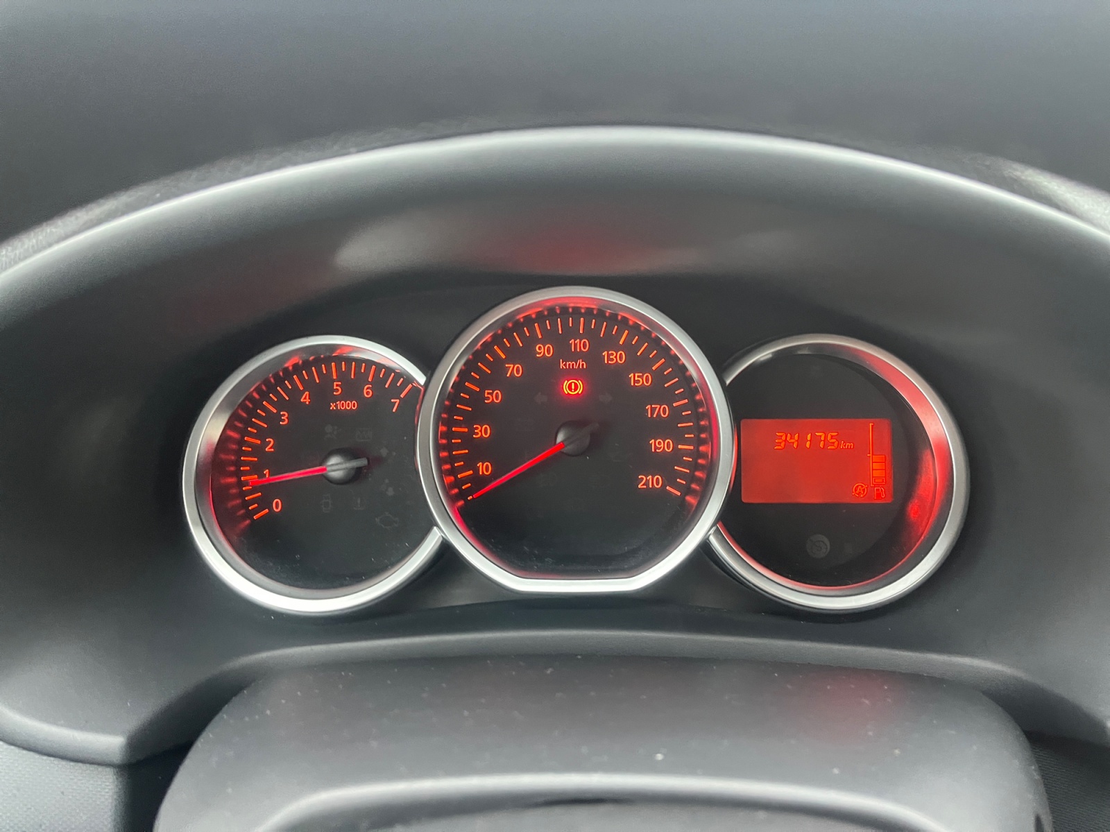 Dacia Sandero 16
