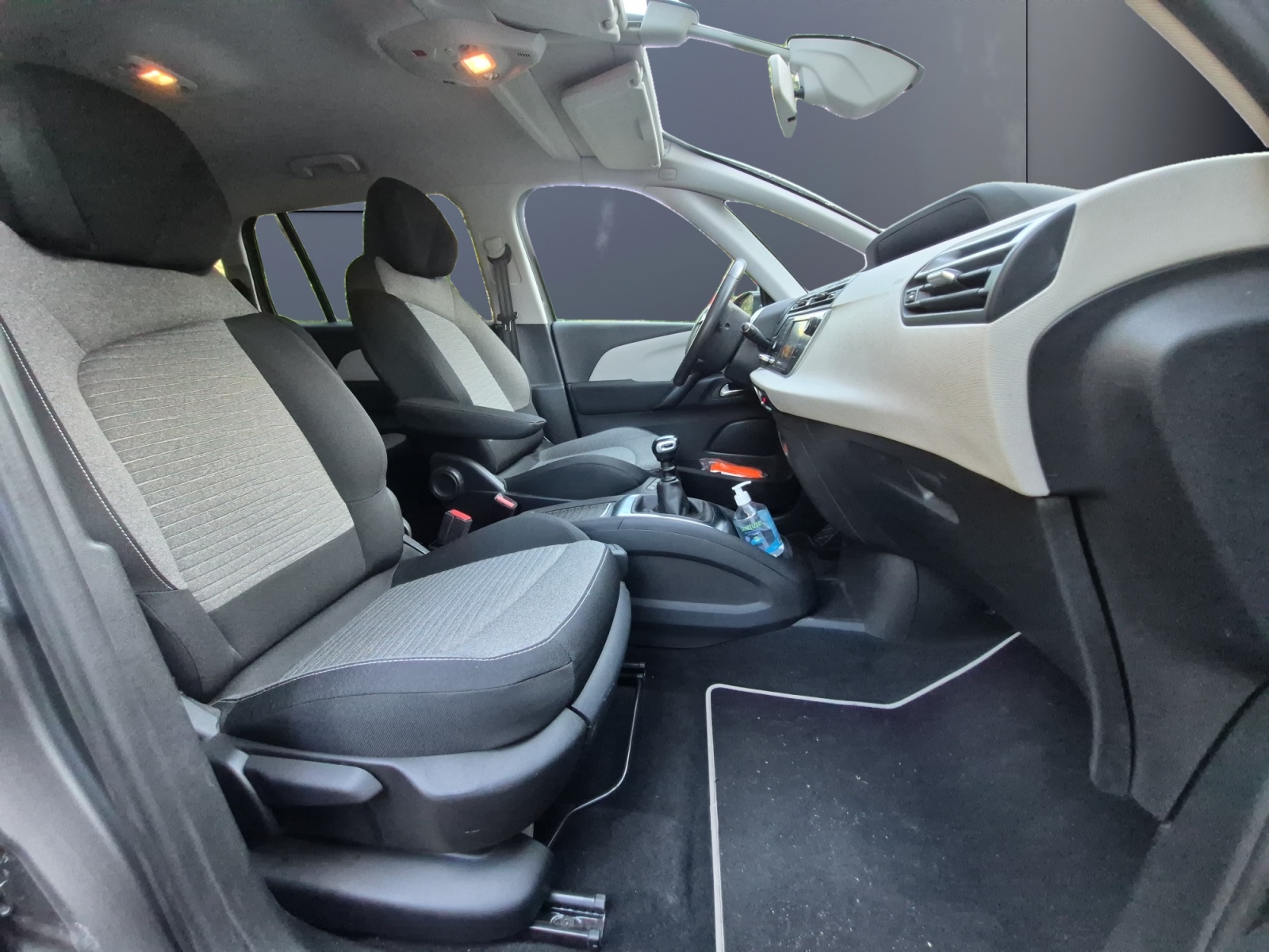 Citroen C4 Spacetourer 13