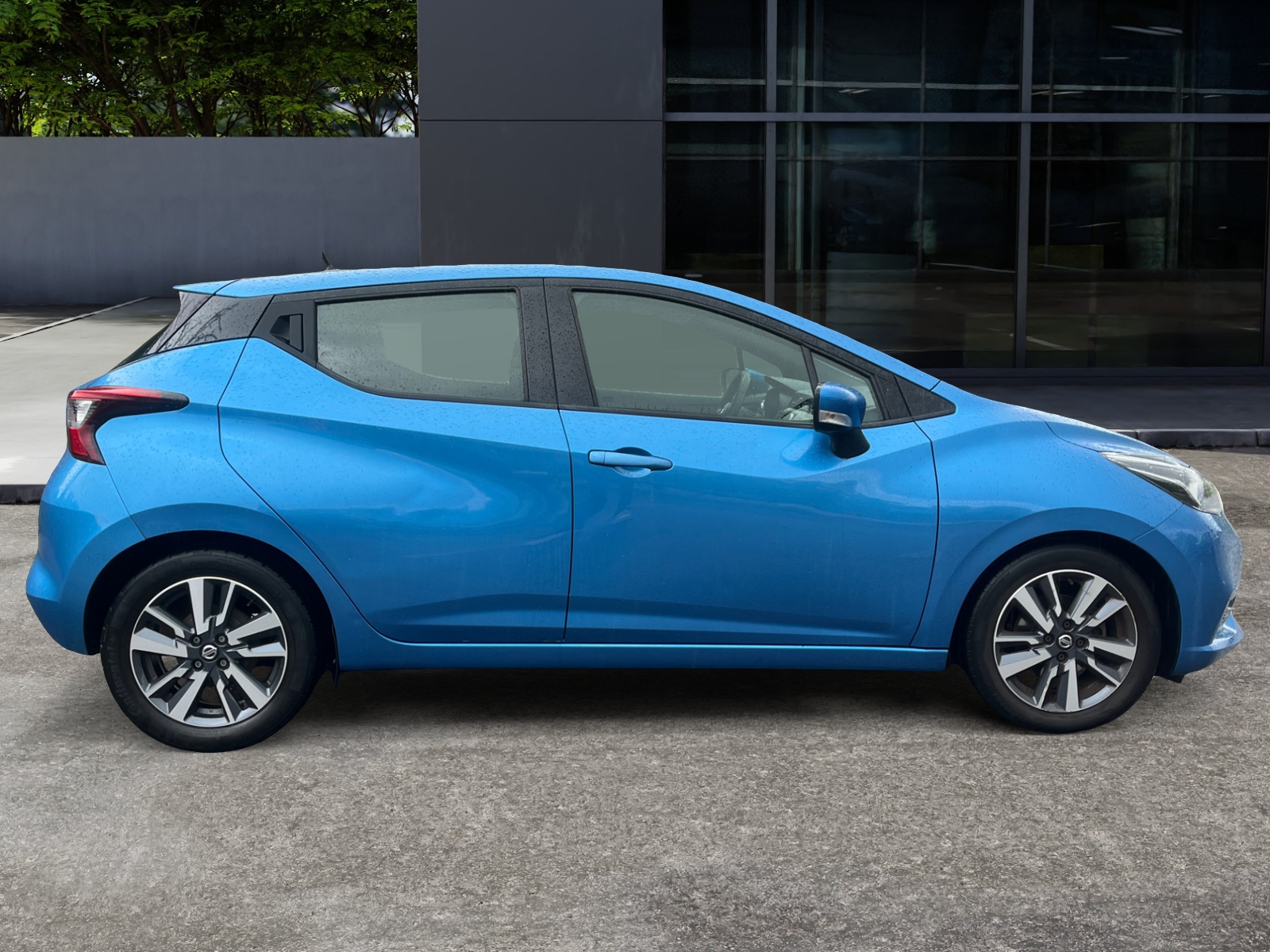 Nissan Micra 5