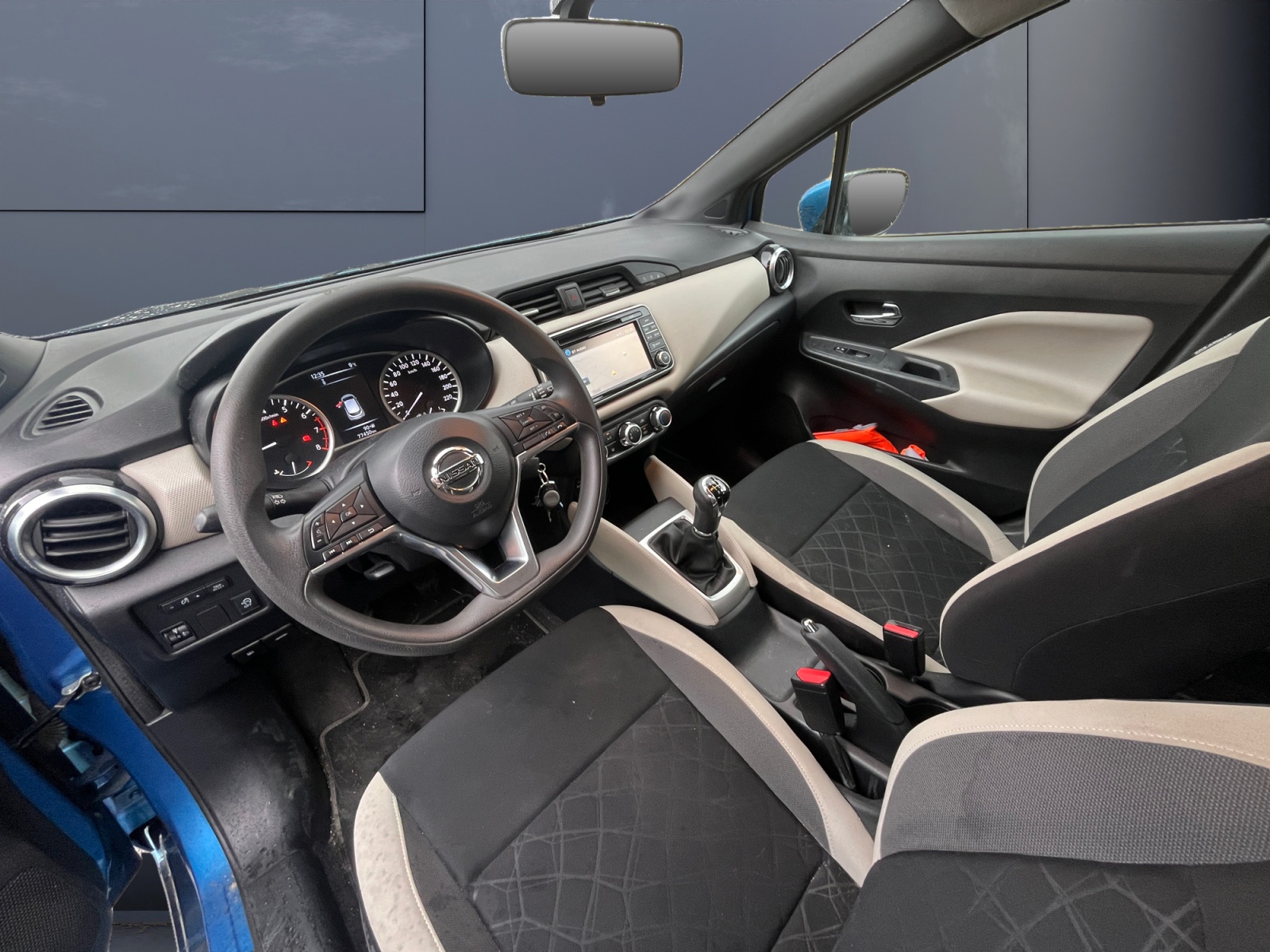 Nissan Micra 8