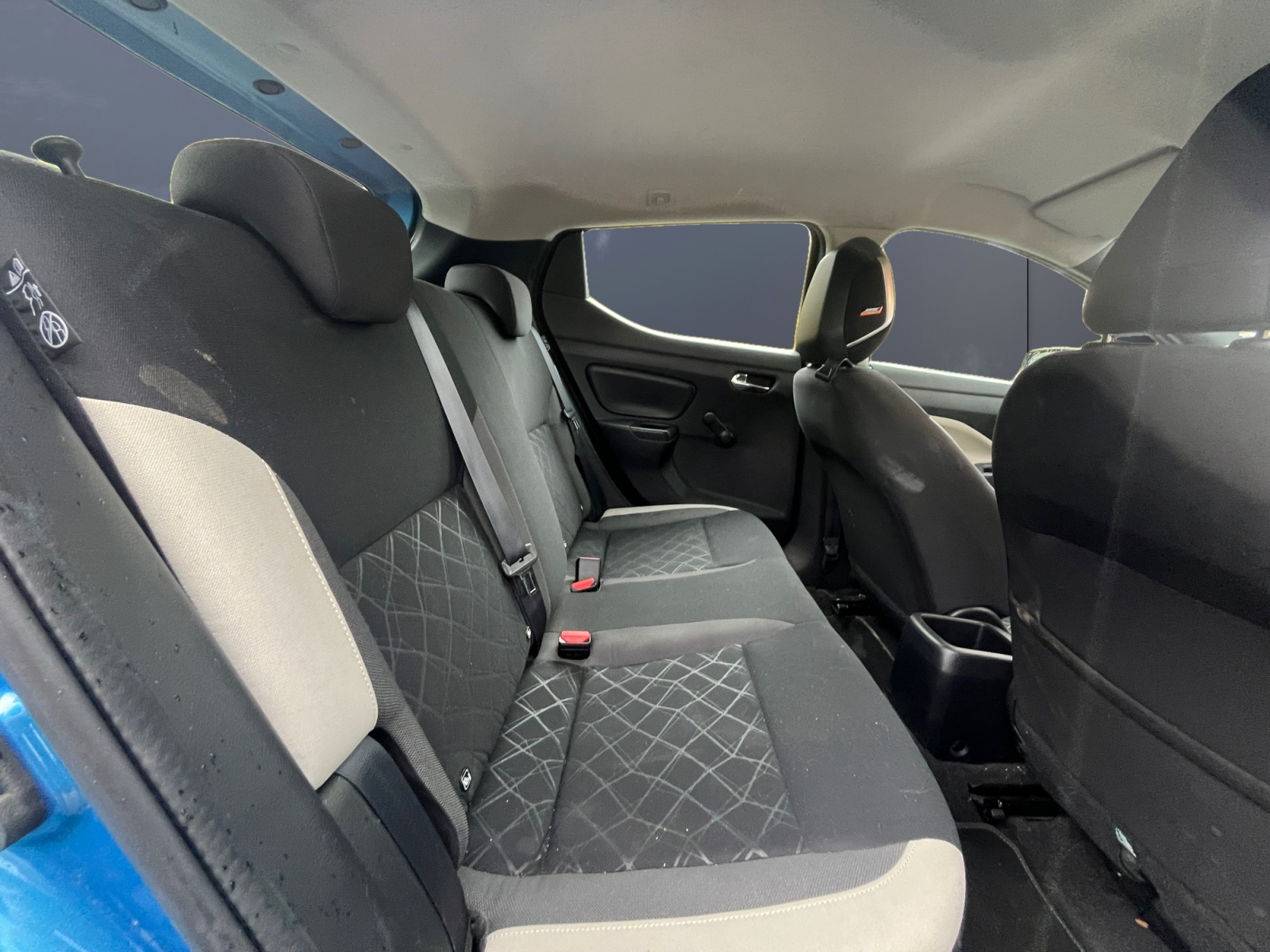 Nissan Micra 11