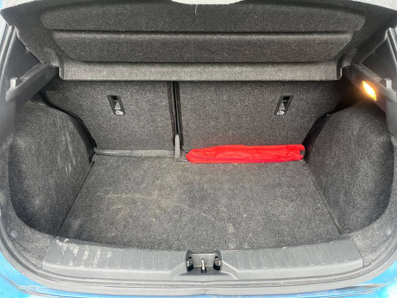 Nissan Micra 24