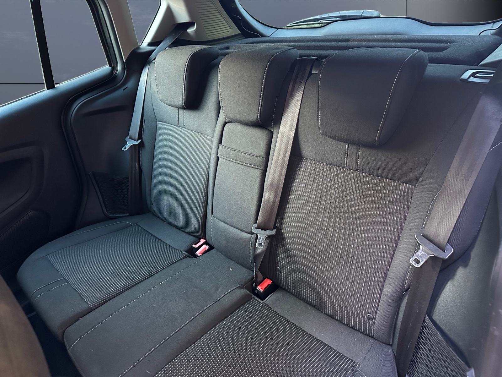 Ford B-Max 10