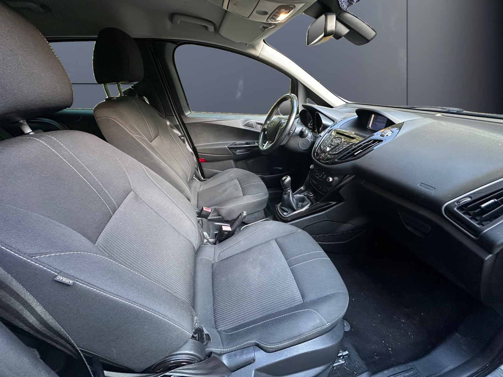 Ford B-Max 13